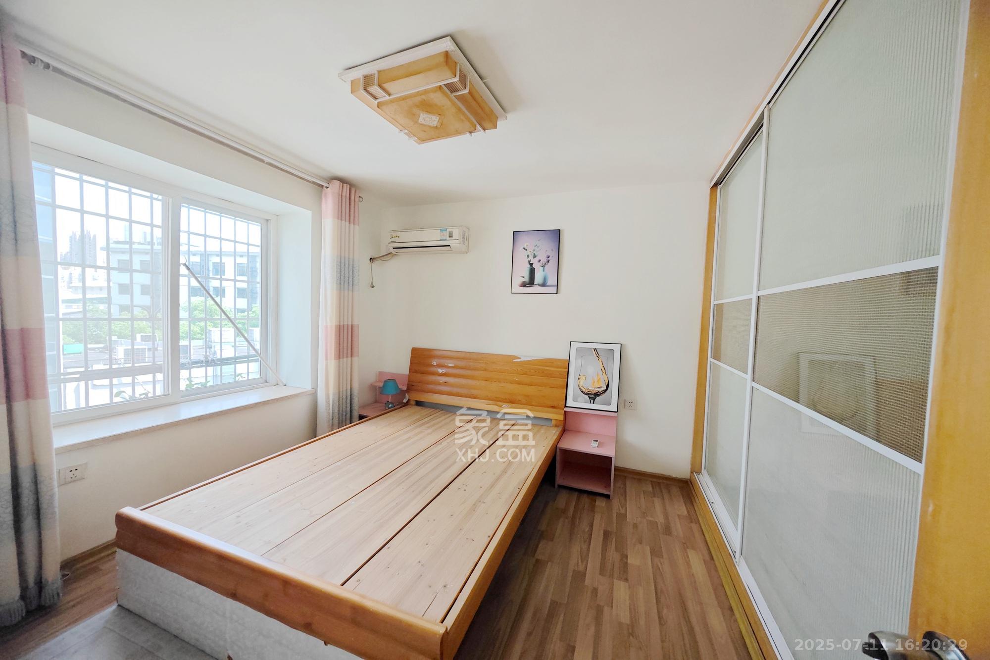 安居楼  2室1厅1卫   35.00万卧室