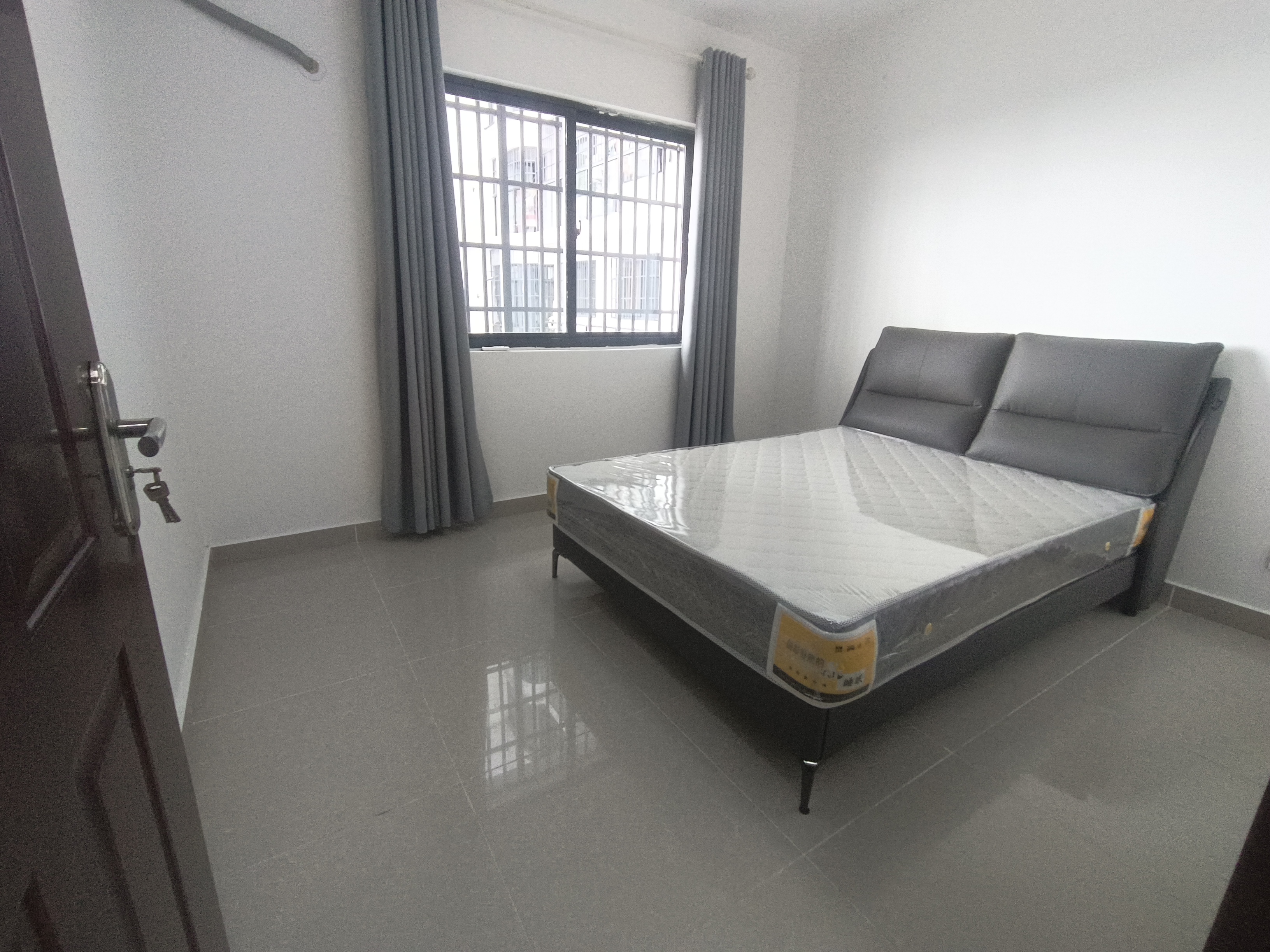 龙昆雅苑(中交·龙昆雅苑) 2室2厅1卫 115.0万 龙昆雅苑(中交·龙昆雅苑) 2室2厅1卫 115.0万客厅