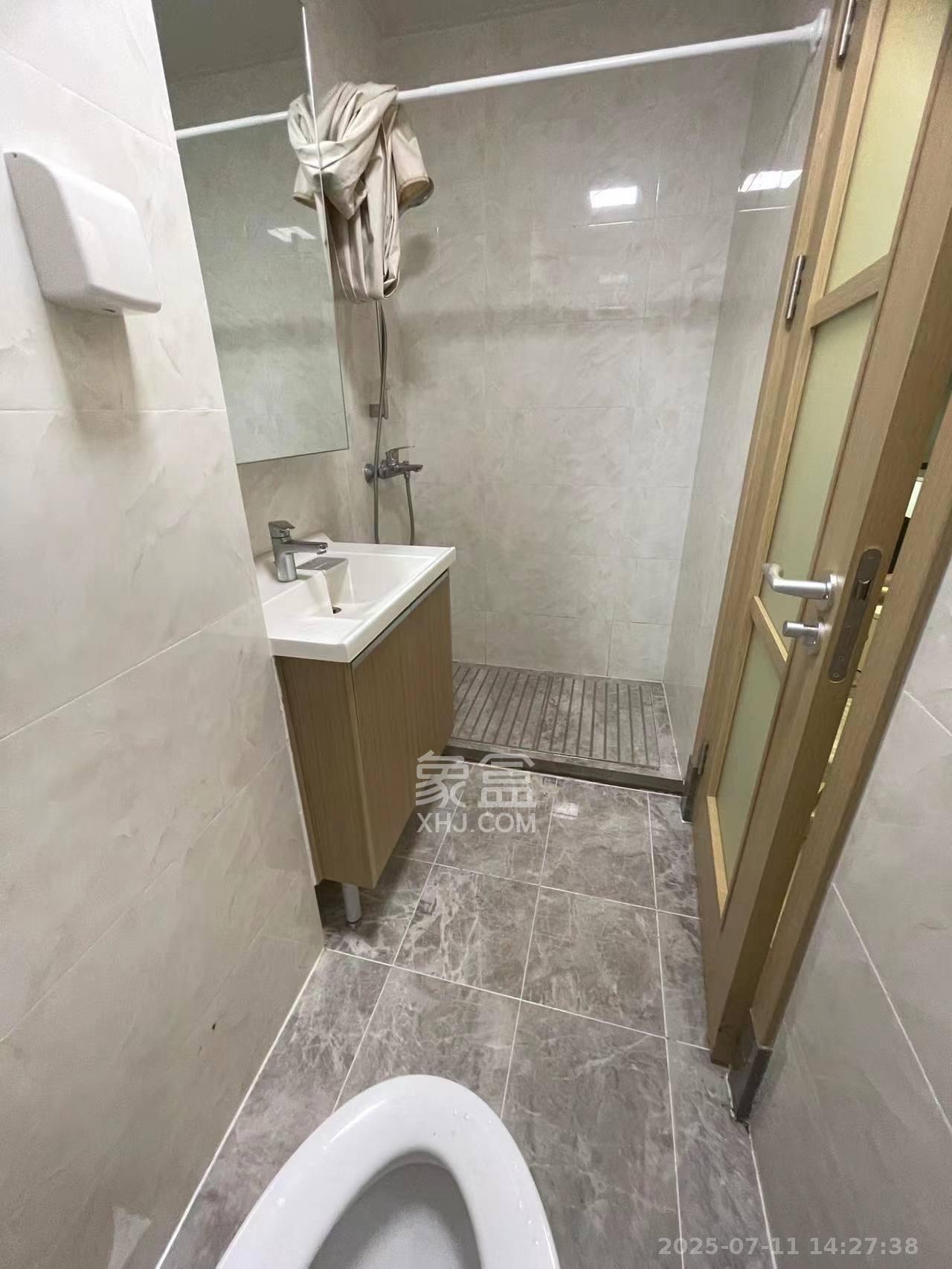 卓越浅水湾  1室1厅1卫   1400.00元/月室内图1