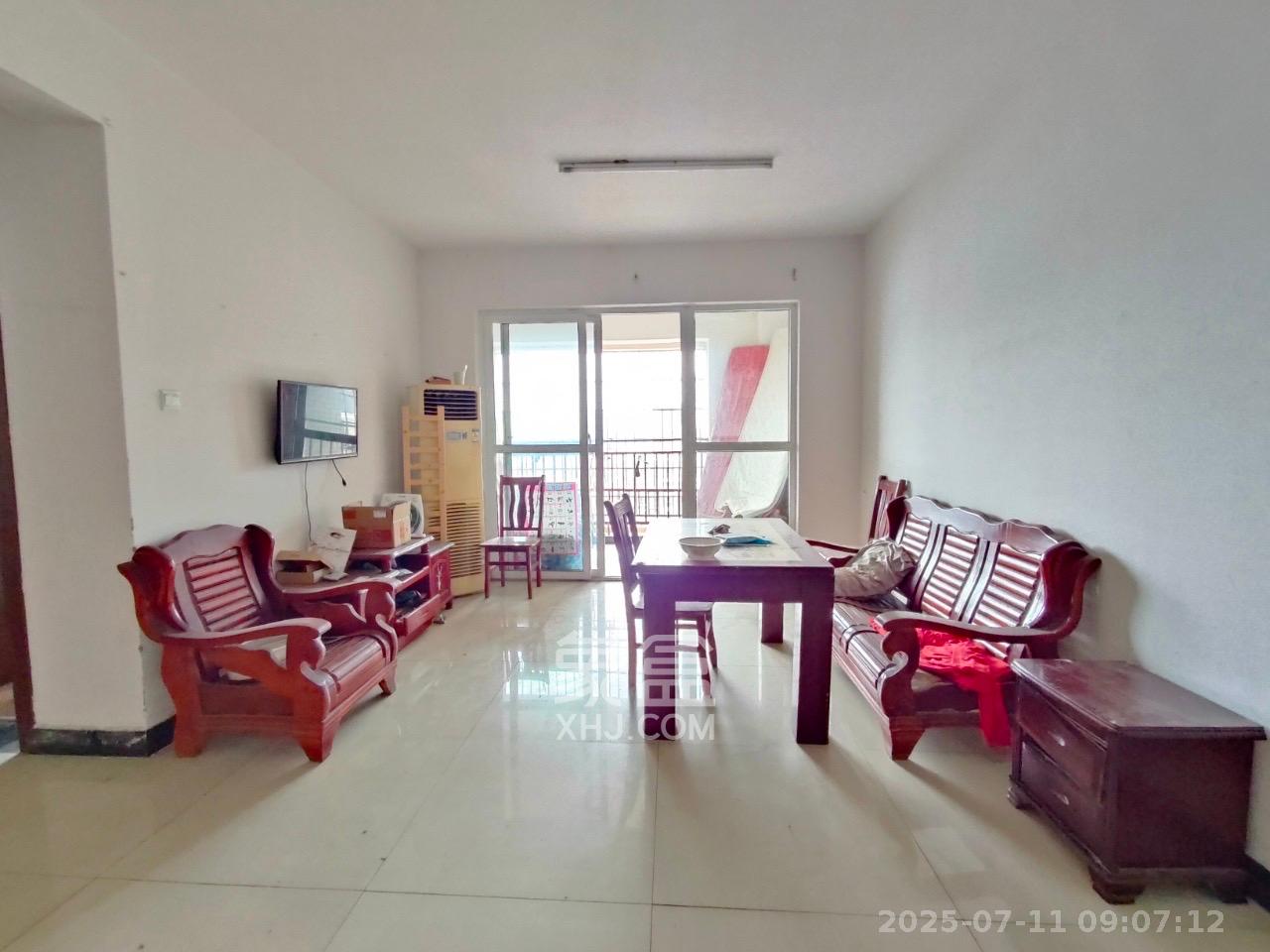 上河国际C区  3室1厅1卫    2600.0元/月 上河国际C区  3室1厅1卫    2600.0元/月室内图