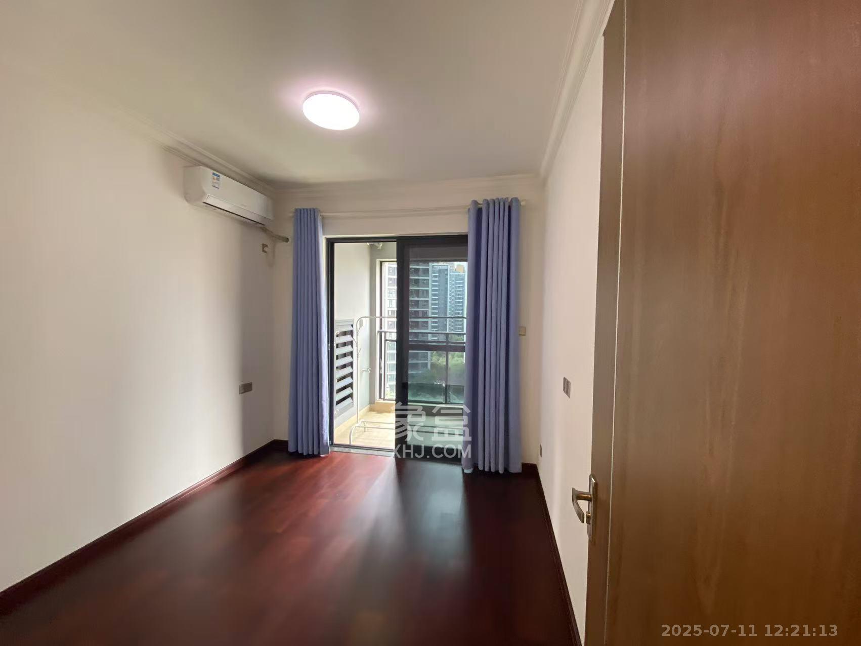 中海阅江府 3室2厅2卫 3700.0元/月 中海阅江府 3室2厅2卫 3700.0元/月室内图