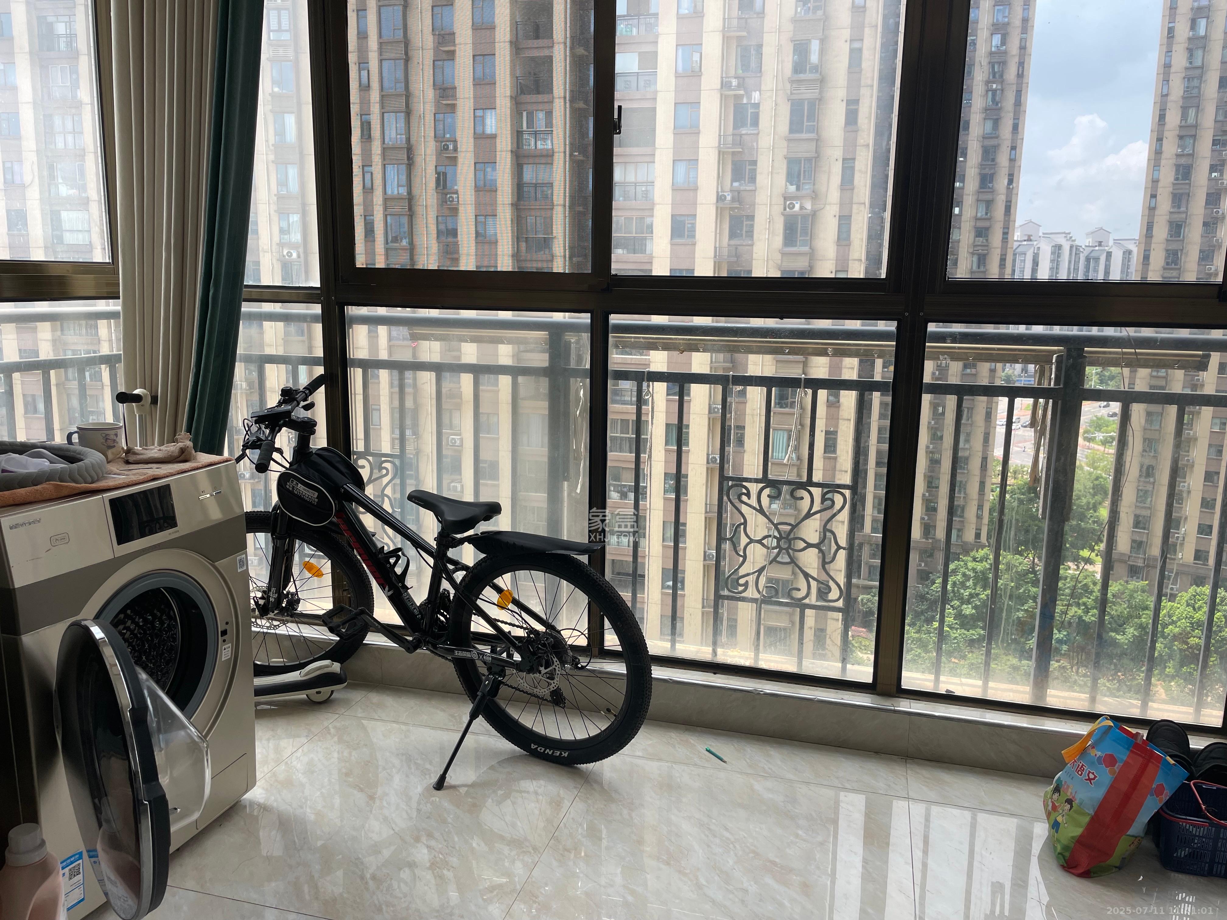 江山帝景雅典  3室2厅2卫    2800.0元/月 江山帝景雅典  3室2厅2卫    2800.0元/月室内图