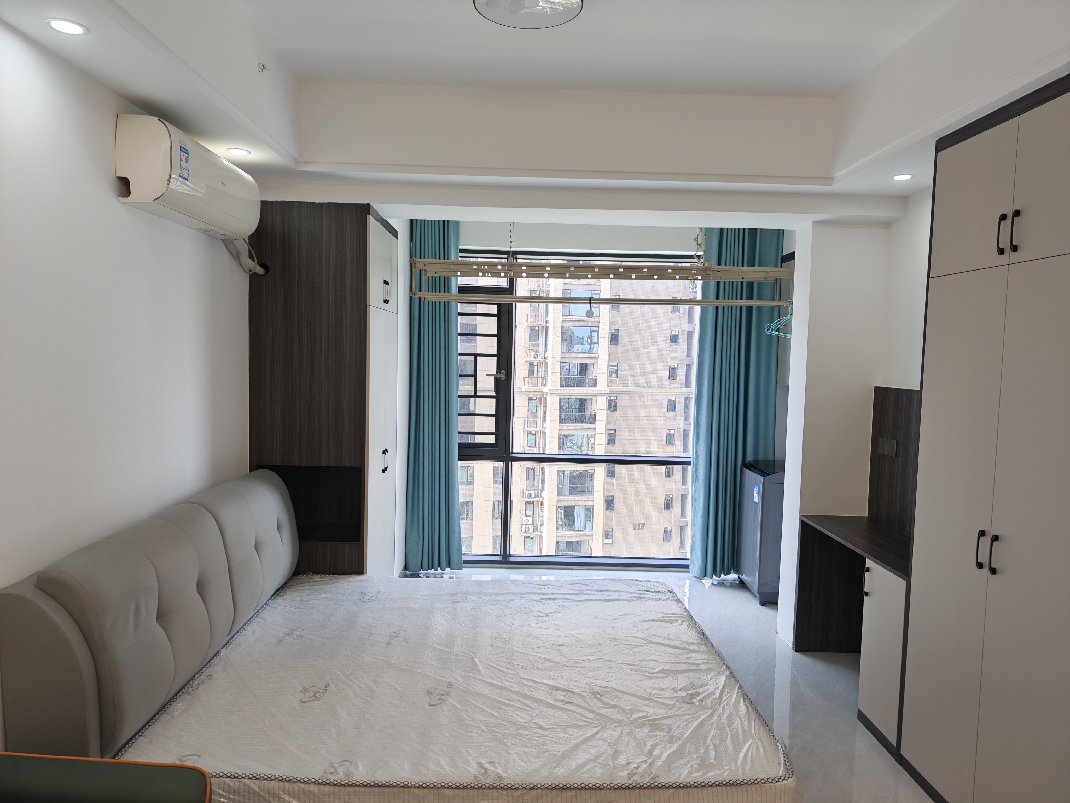 融冠乐城 1室0厅0卫 1600.0元/月 融冠乐城 1室0厅0卫 1600.0元/月室内图