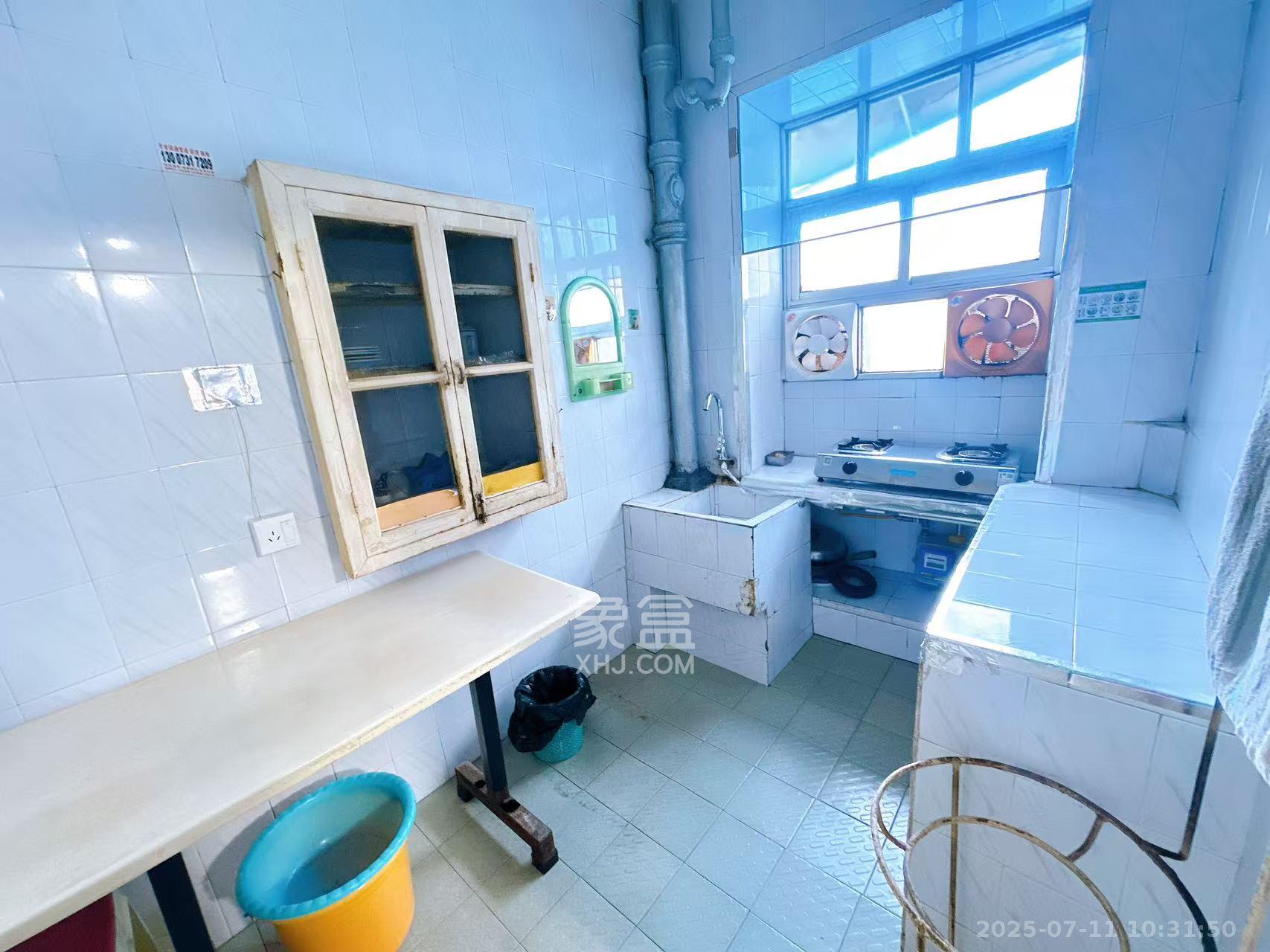 宝南街散盘 2室2厅1卫 1800.0元/月 宝南街散盘 2室2厅1卫 1800.0元/月室内图