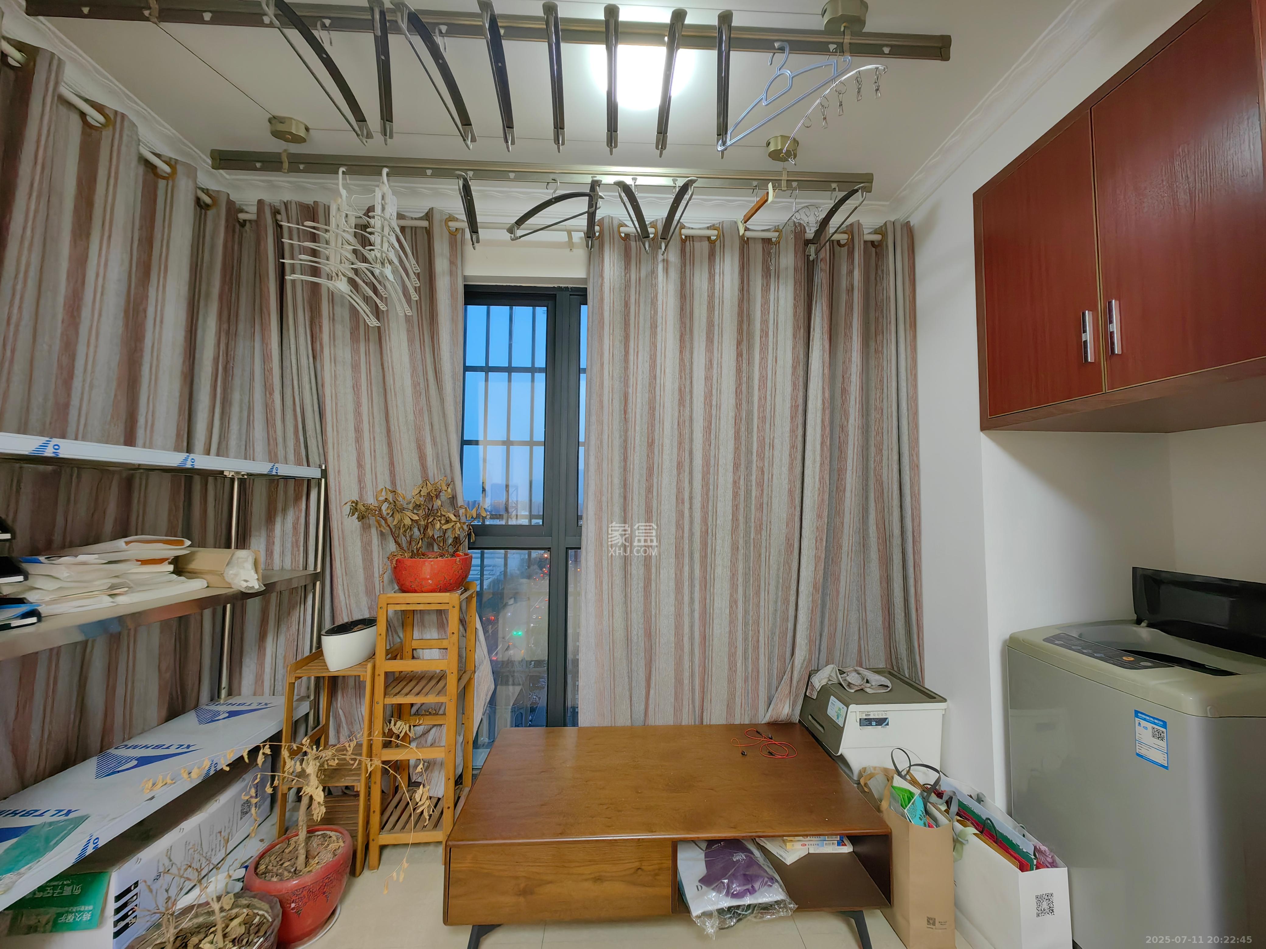 康桥长郡 3室2厅1卫 2000.0元/月 康桥长郡 3室2厅1卫 2000.0元/月室内图