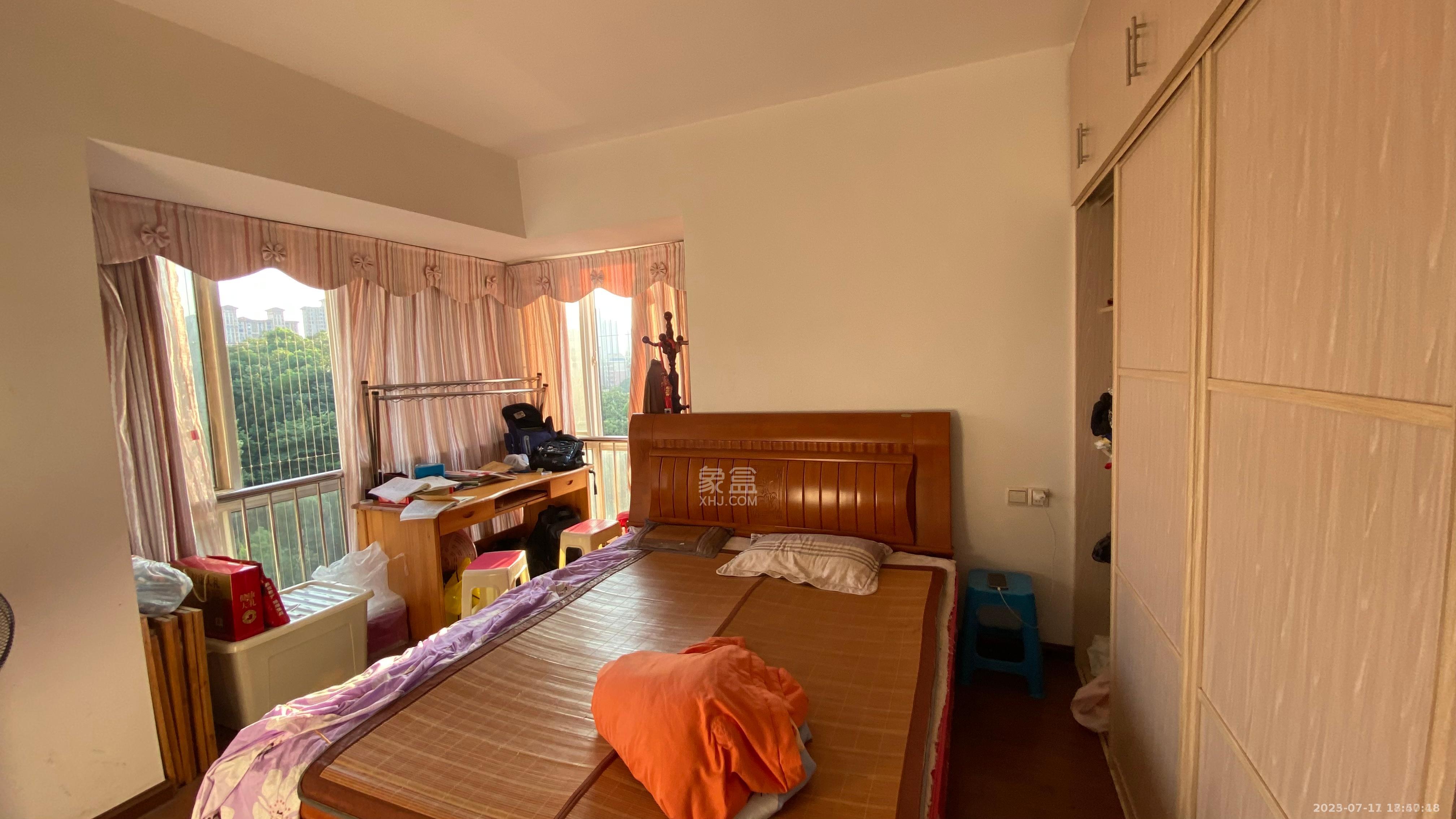 颐景园3期协力小区 2室2厅1卫 1400.0元/月 颐景园3期协力小区 2室2厅1卫 1400.0元/月室内图