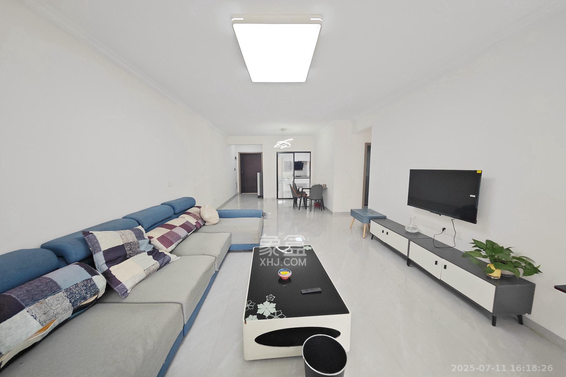 国欣向荣府  4室2厅2卫    143.8万 国欣向荣府  4室2厅2卫    143.8万