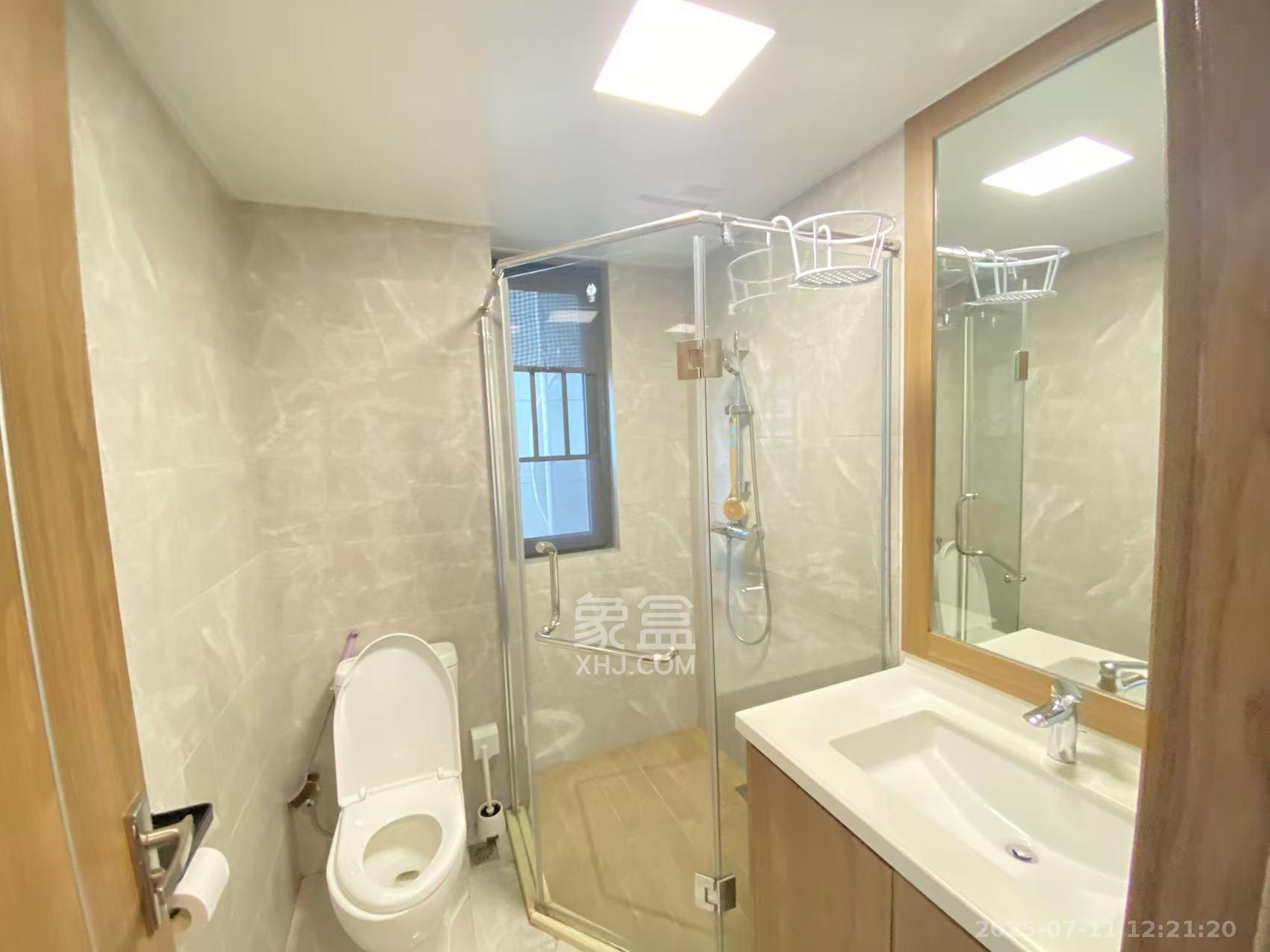 中海阅江府 3室2厅2卫 3700.0元/月 中海阅江府 3室2厅2卫 3700.0元/月室内图