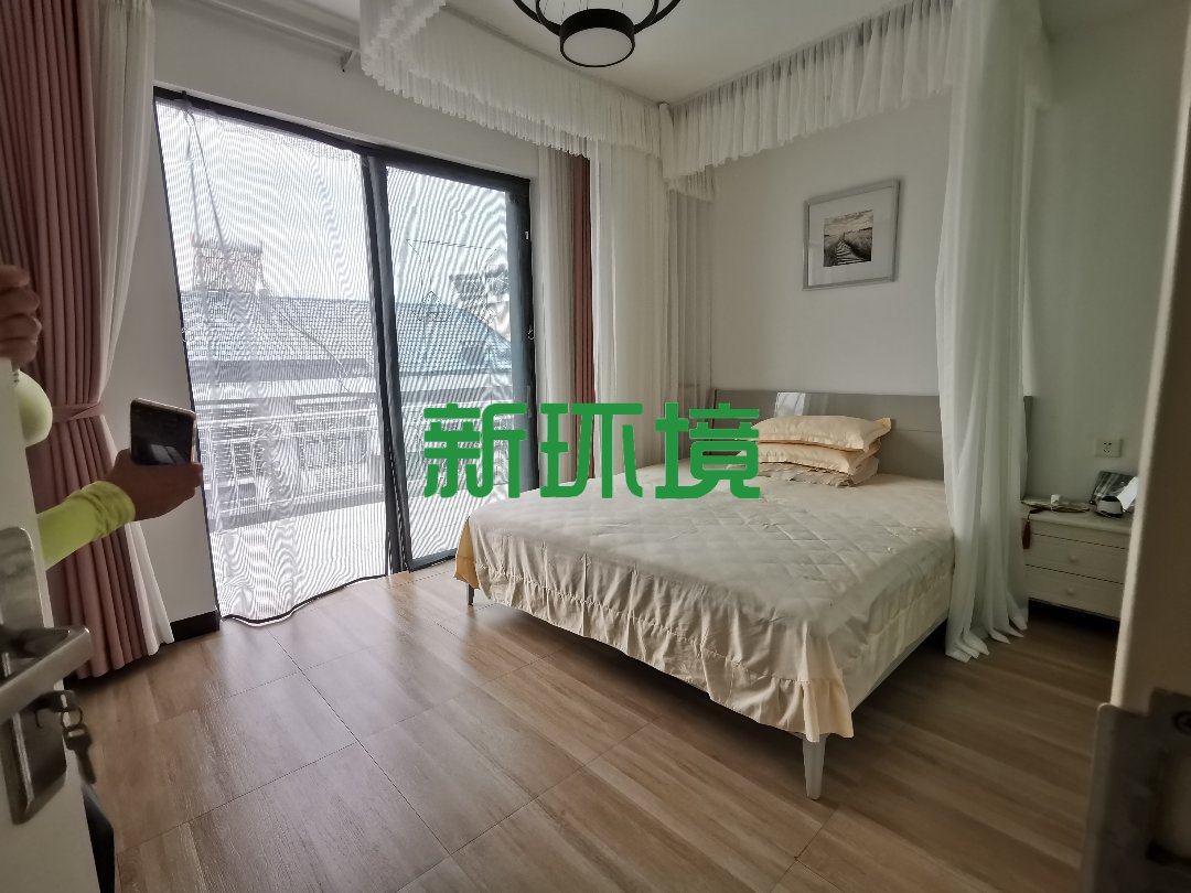 融苑小区  5室2厅3卫   2500.00元/月室内图