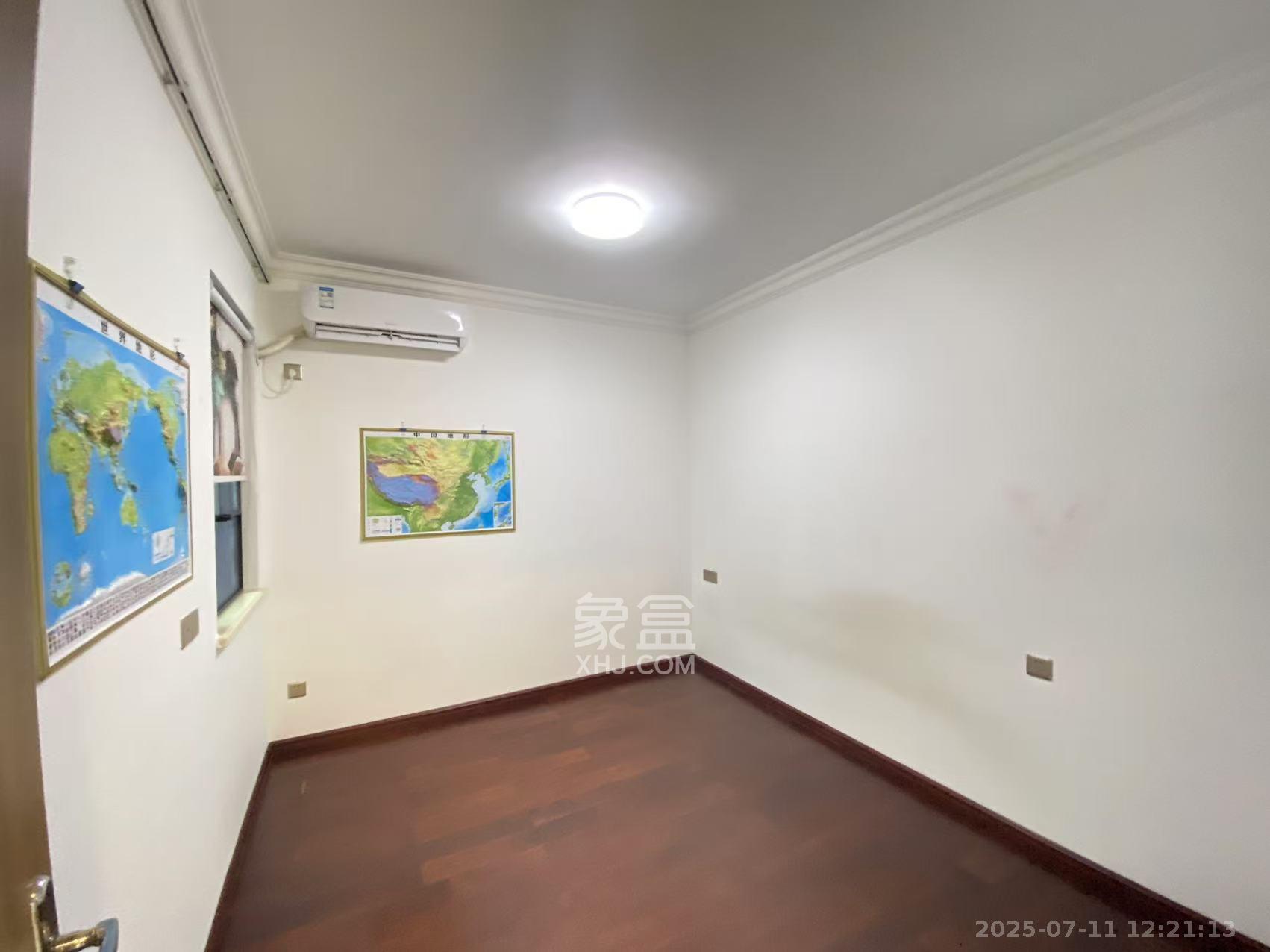 中海阅江府 3室2厅2卫 3700.0元/月 中海阅江府 3室2厅2卫 3700.0元/月室内图