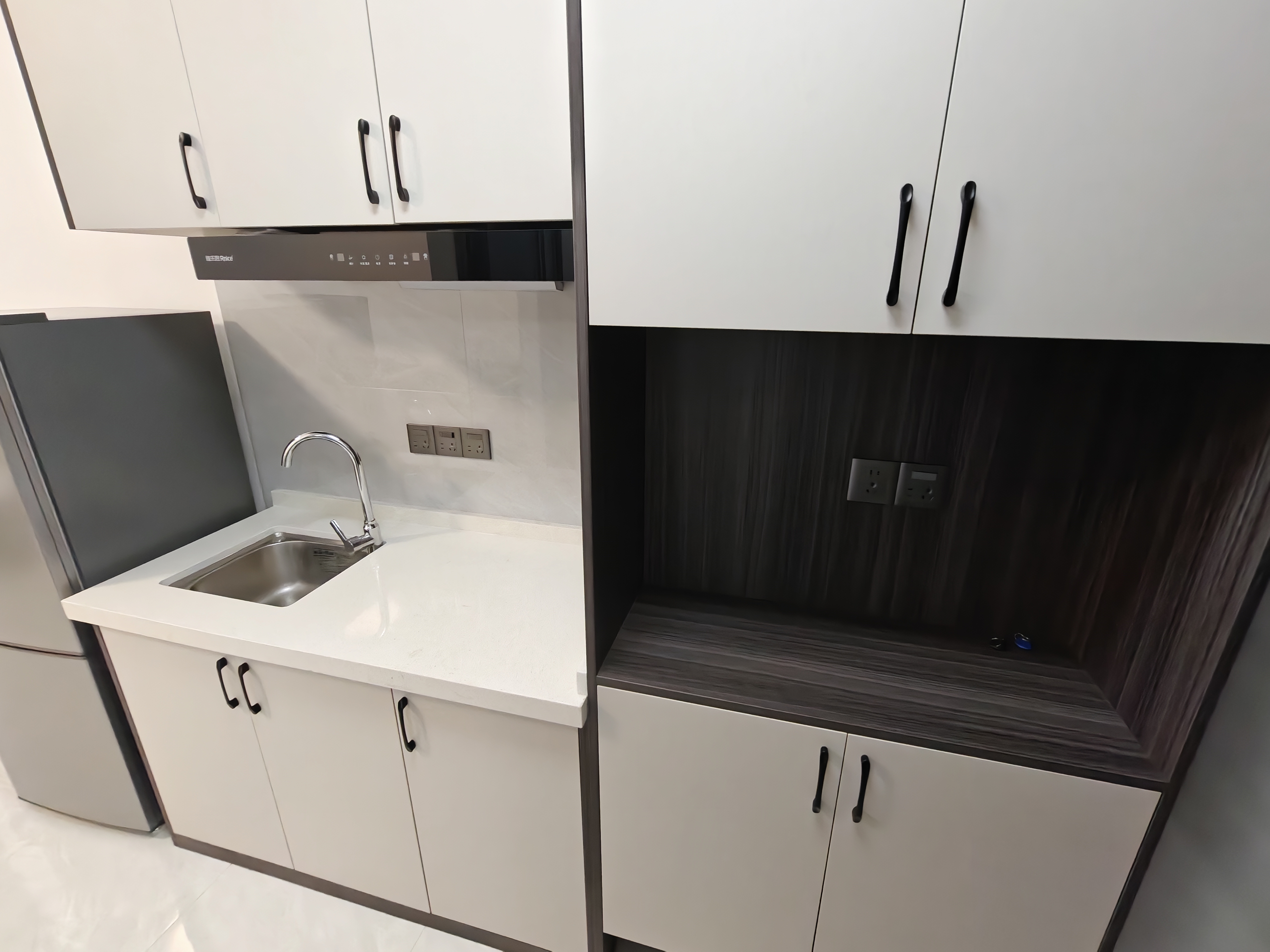 融冠乐城 1室0厅0卫 1600.0元/月 融冠乐城 1室0厅0卫 1600.0元/月室内图