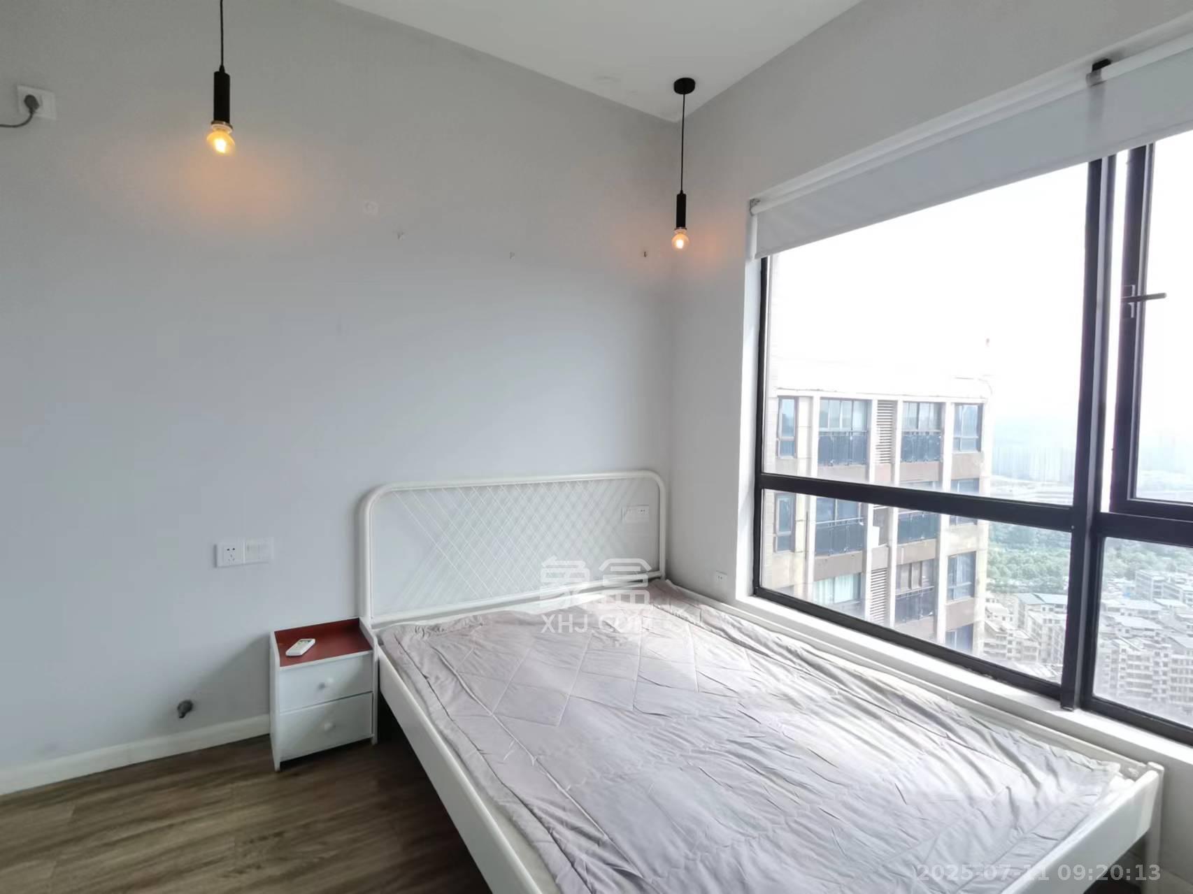 达美D6区  2室1厅1卫   2200.00元/月室内图