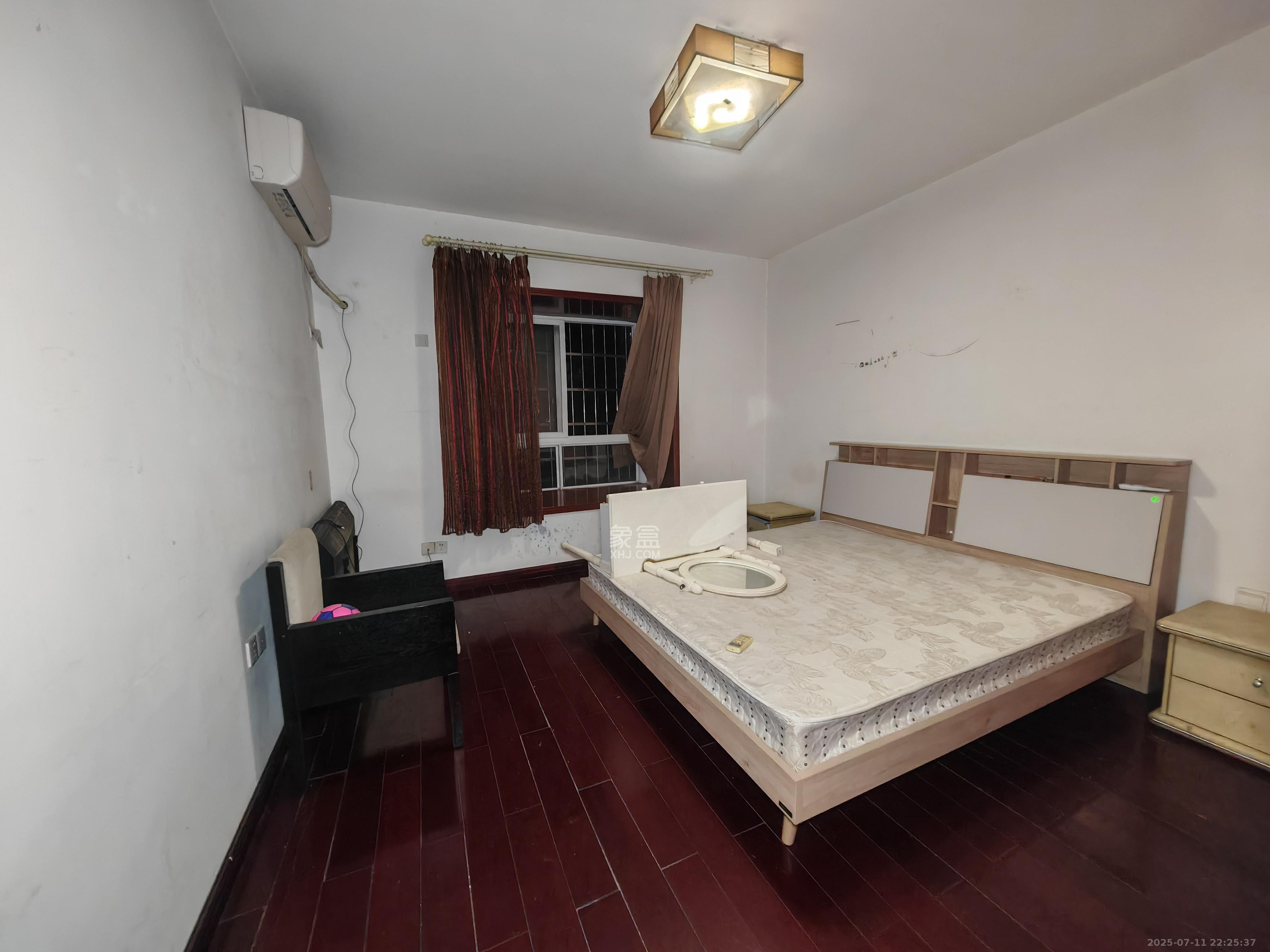 活力康城  3室2厅2卫    3200.0元/月室内图