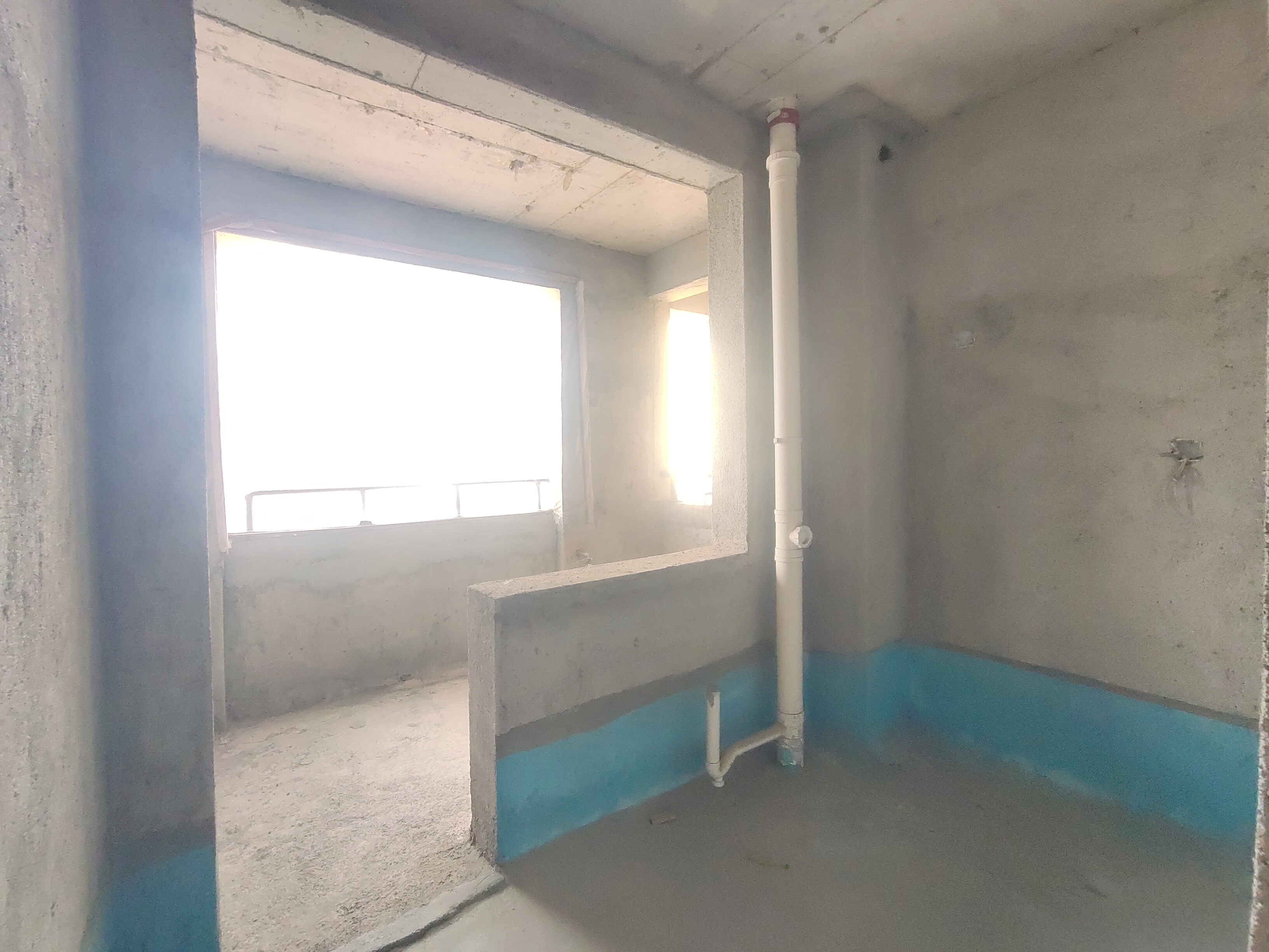 丽景天下二期 5室2厅2卫 93.8万 丽景天下二期 5室2厅2卫 93.8万客厅