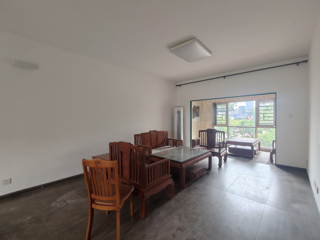 金外滩 3室2厅1卫 3500.0元/月 金外滩 3室2厅1卫 3500.0元/月室内图