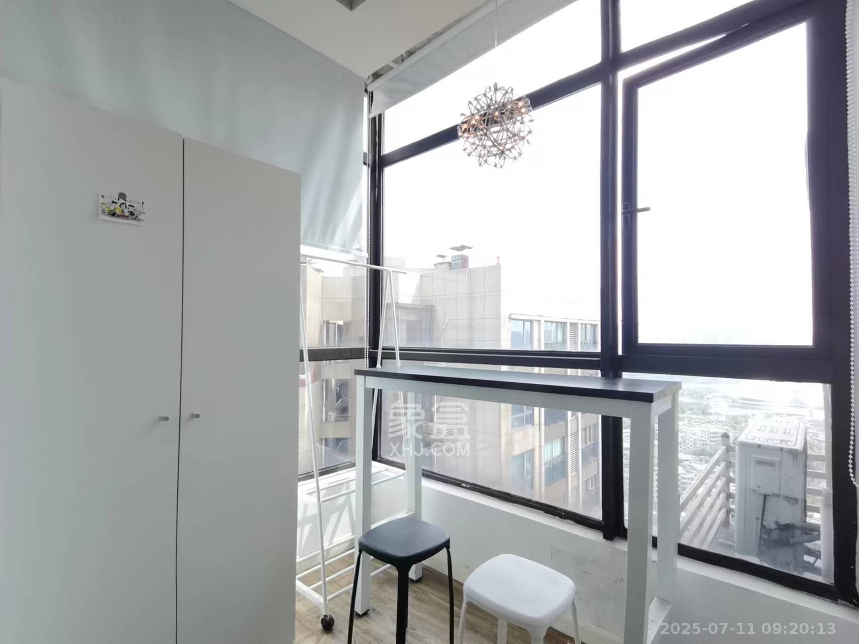 达美D6区  2室1厅1卫   2200.00元/月室内图