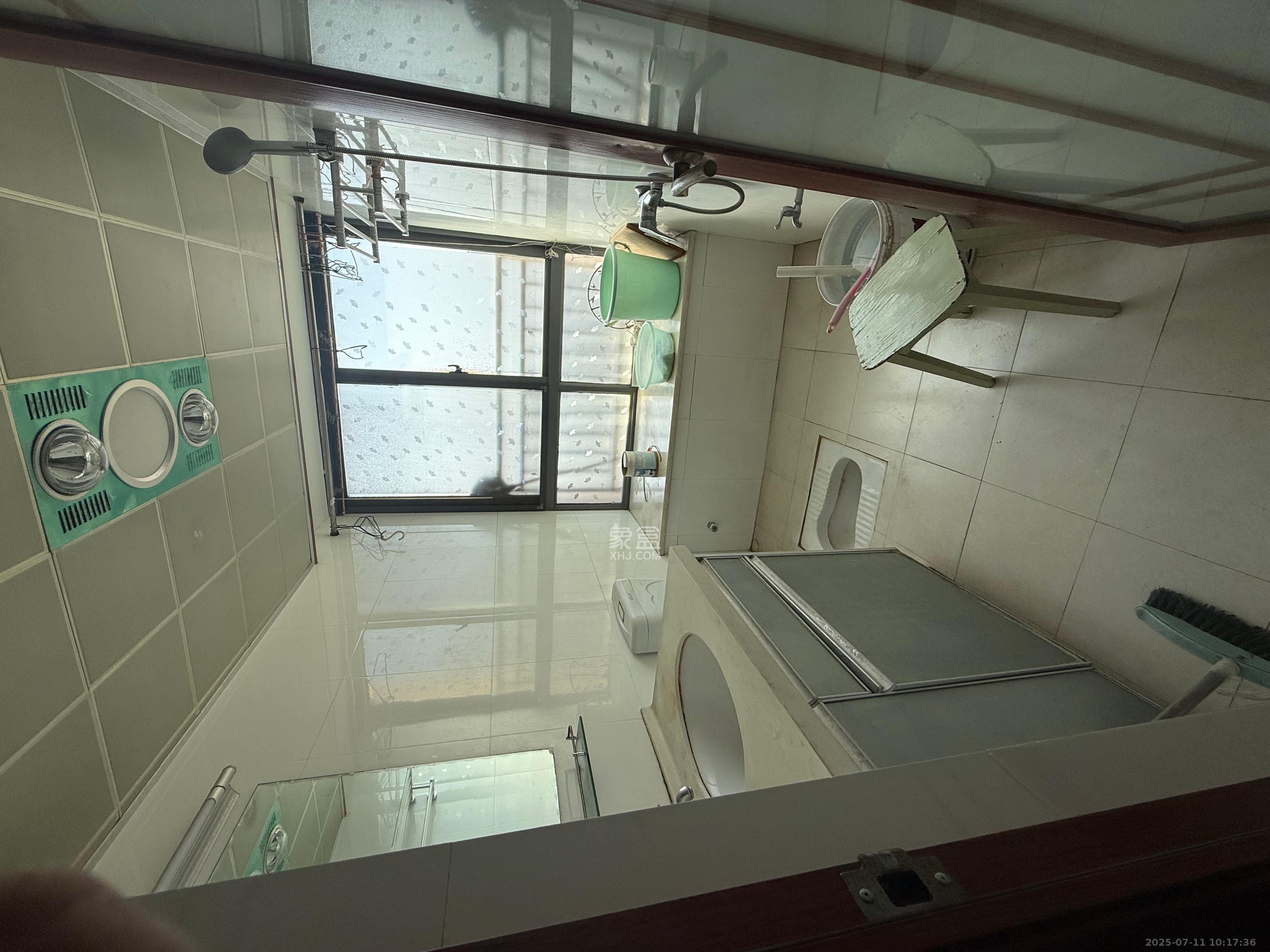 上海城小区 2室2厅1卫 1900.0元/月 上海城小区 2室2厅1卫 1900.0元/月室内图