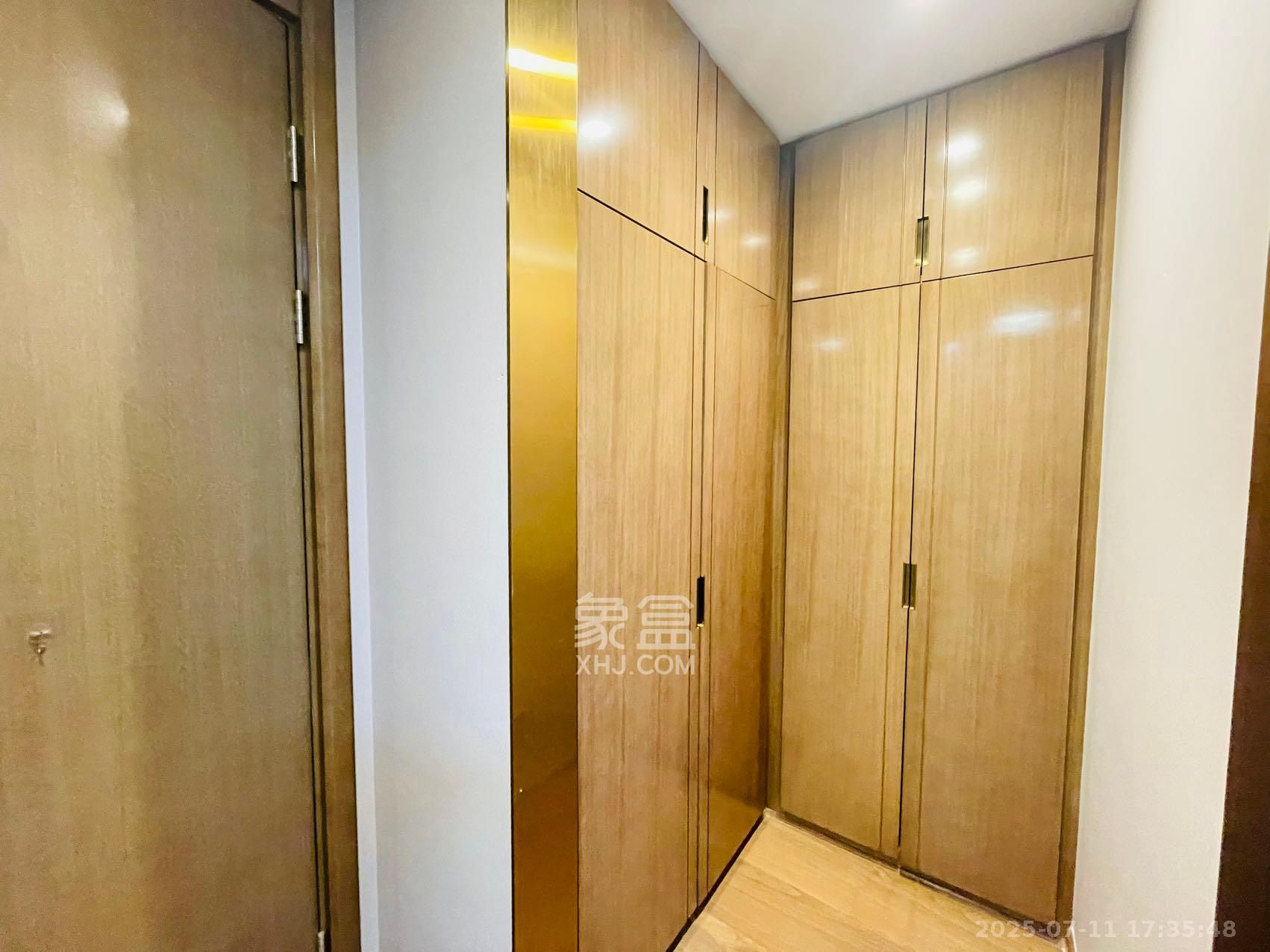 梅溪湖金茂湾  4室2厅2卫   3000.00元/月室内图