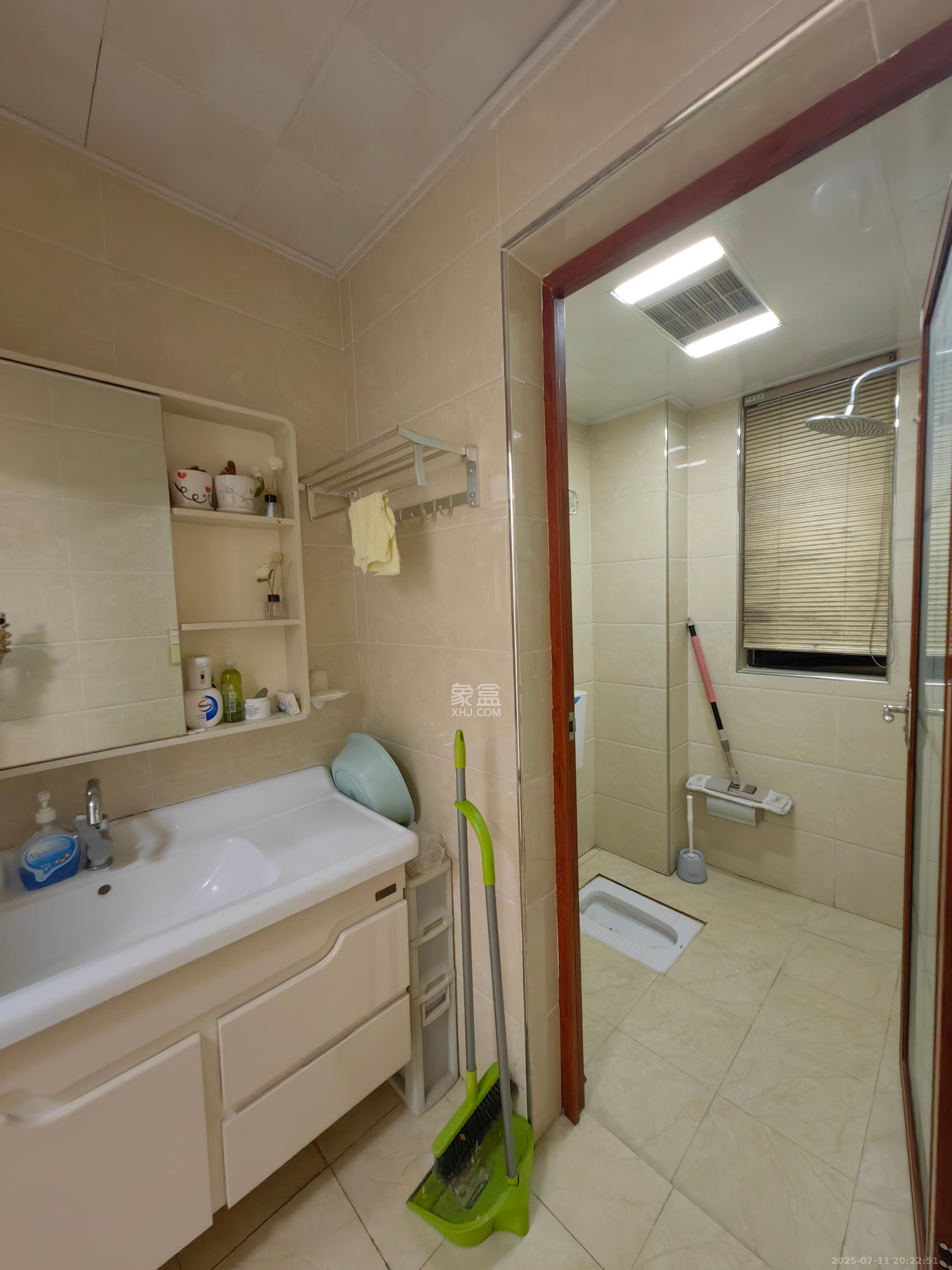 康桥长郡 3室2厅1卫 2000.0元/月 康桥长郡 3室2厅1卫 2000.0元/月室内图