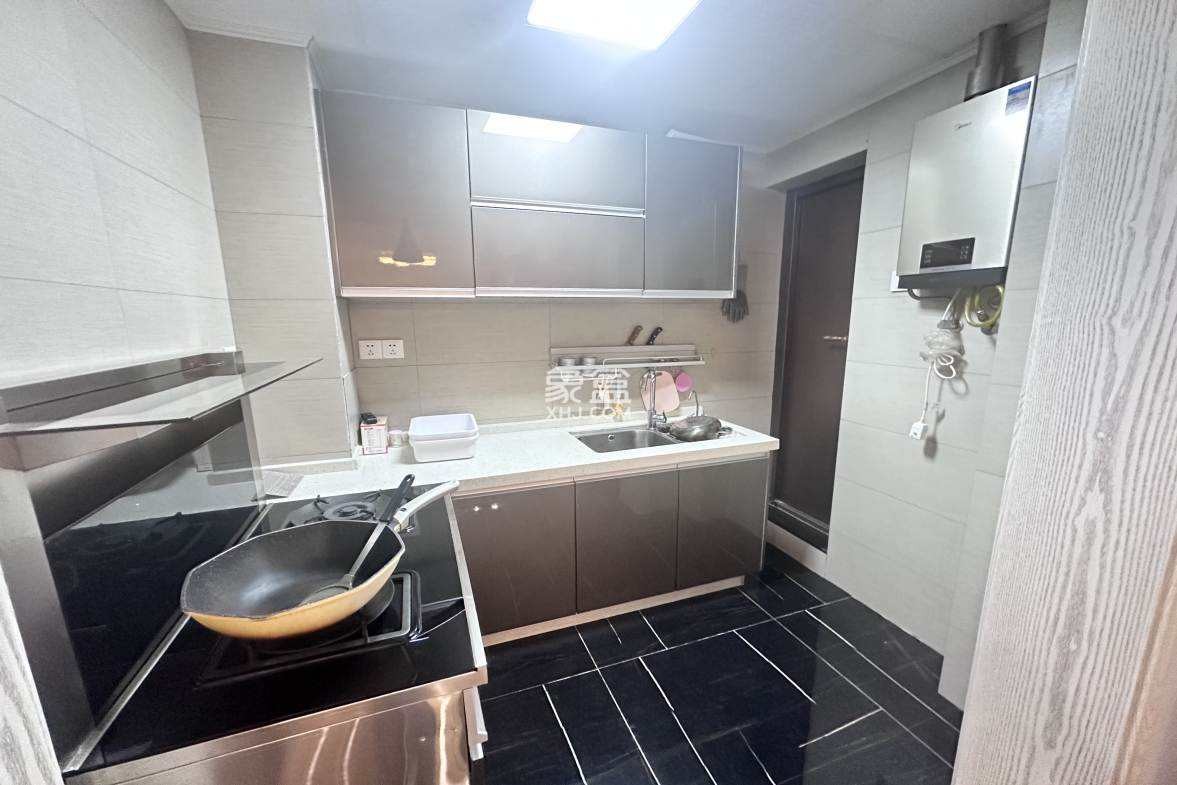 华天城小区 1室0厅0卫 1800.0元/月 华天城小区 1室0厅0卫 1800.0元/月室内图