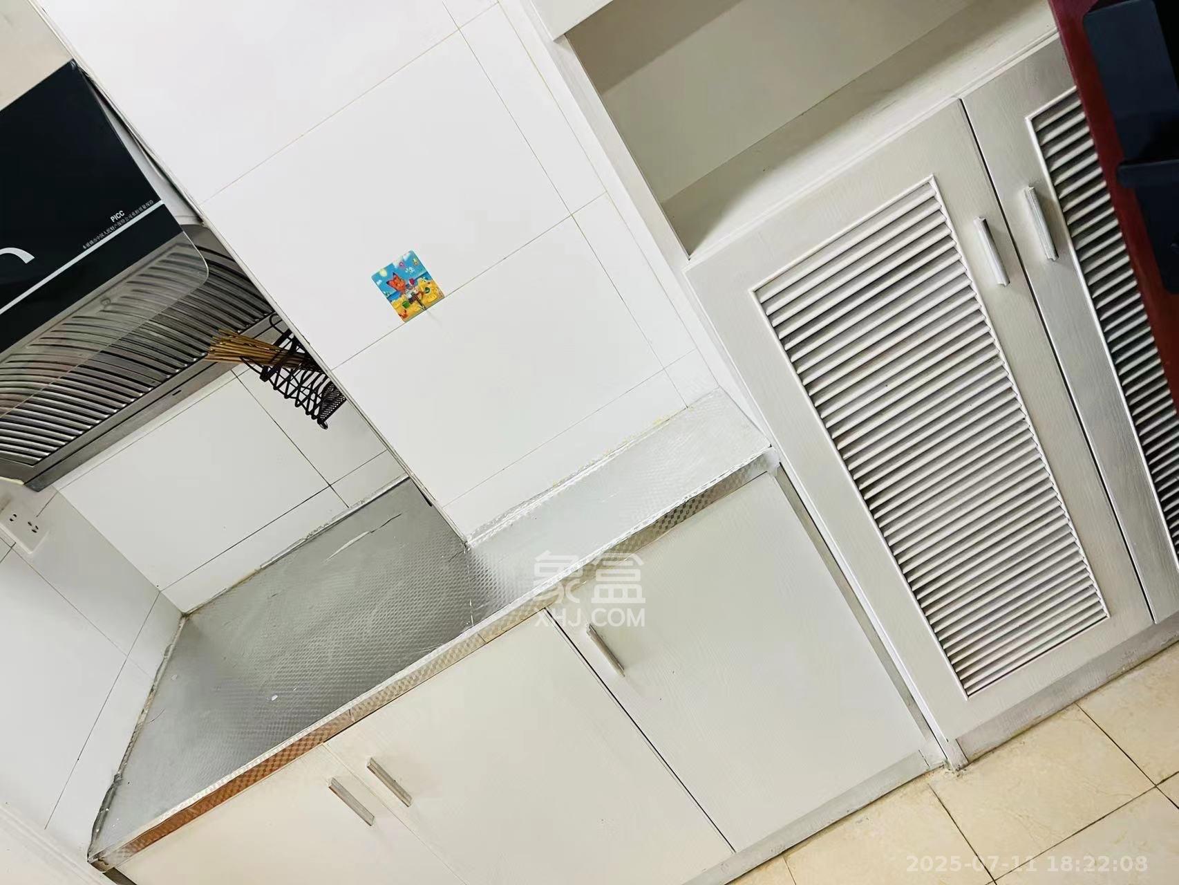 名富公寓 1室1厅1卫 1700.0元/月 名富公寓 1室1厅1卫 1700.0元/月室内图