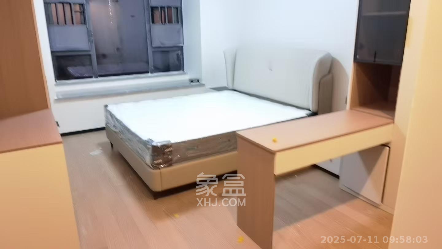 中海阅溪府  6室2厅2卫   4500.00元/月室内图