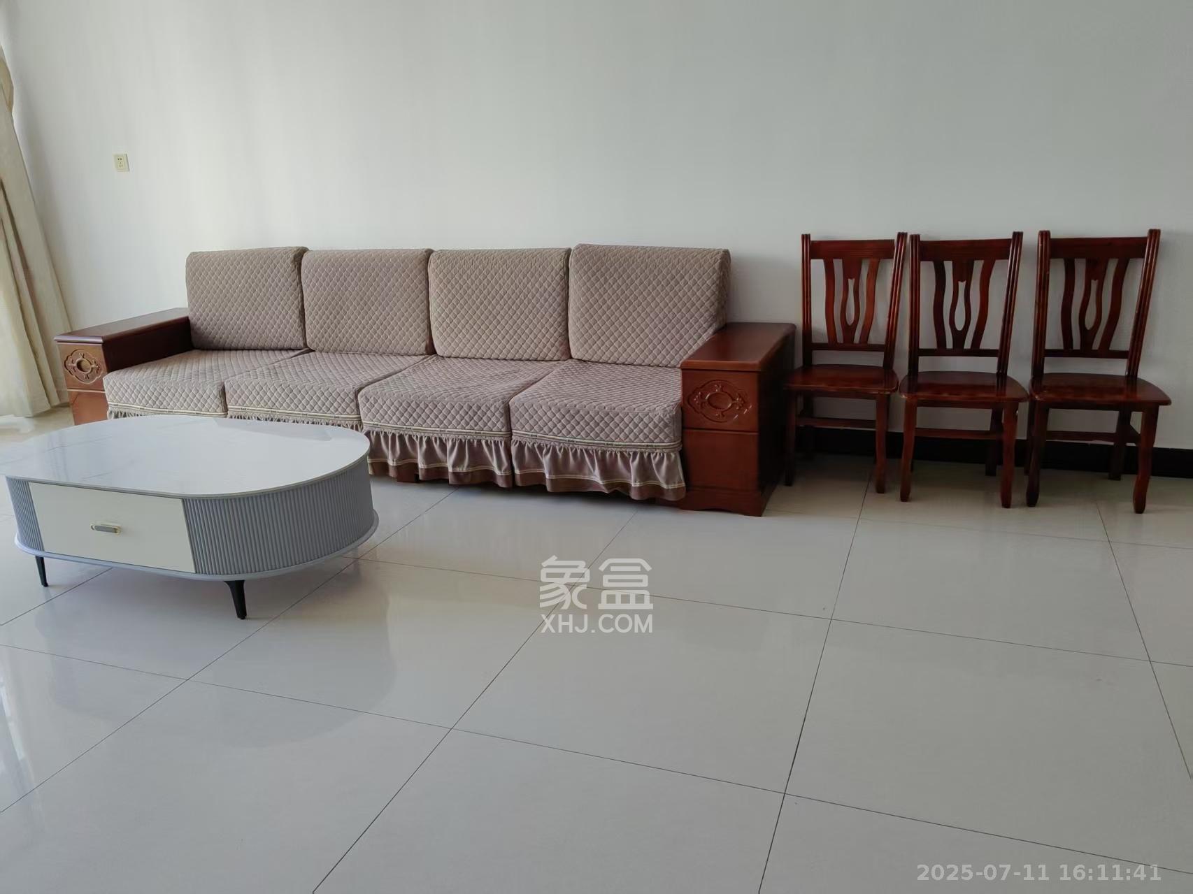 黄鹤小区3片  2室2厅1卫   1600.00元/月室内图1