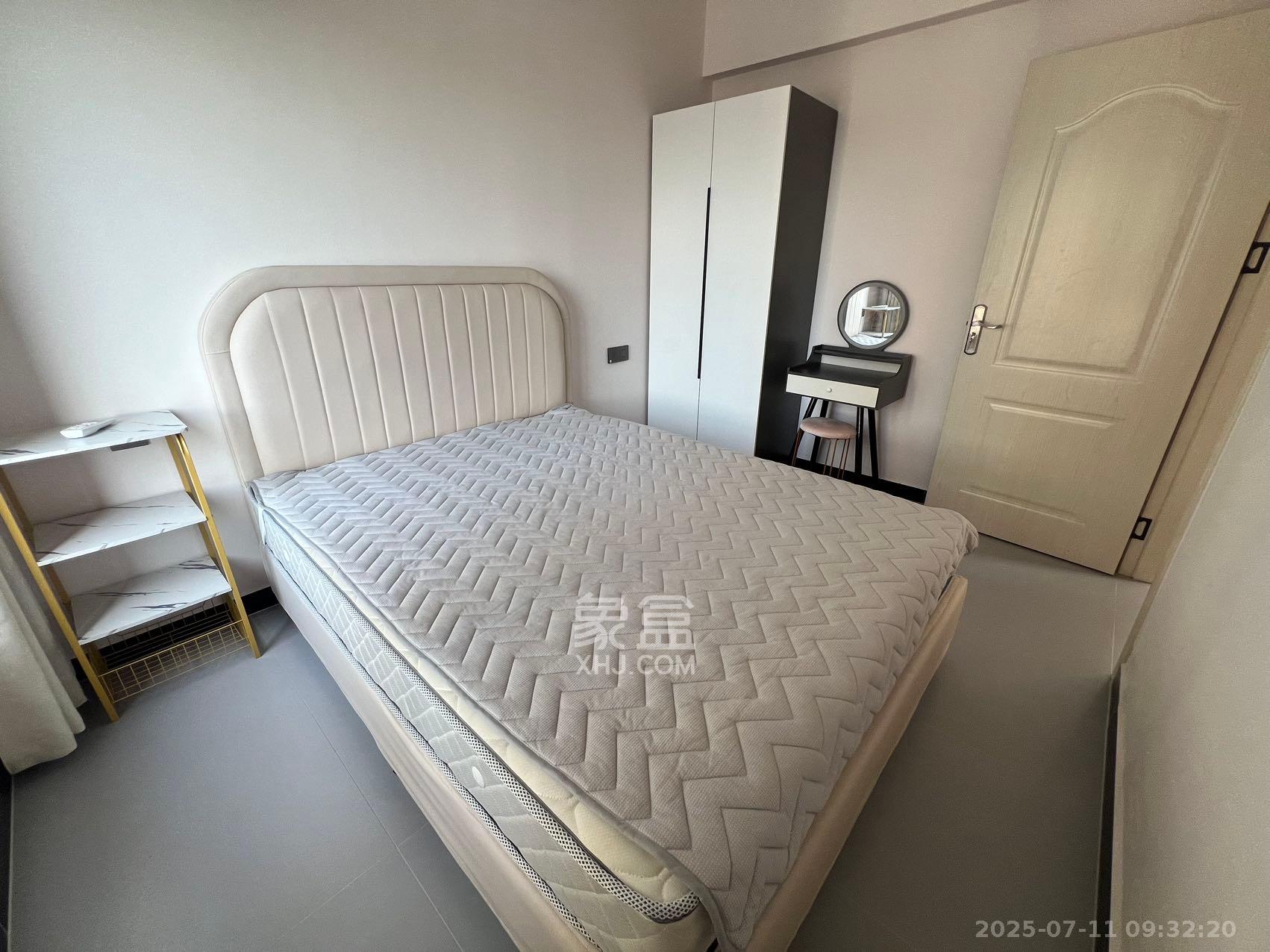 地质家园一、二期（地泰人民公馆）  2室1厅1卫   3600.00元/月室内图