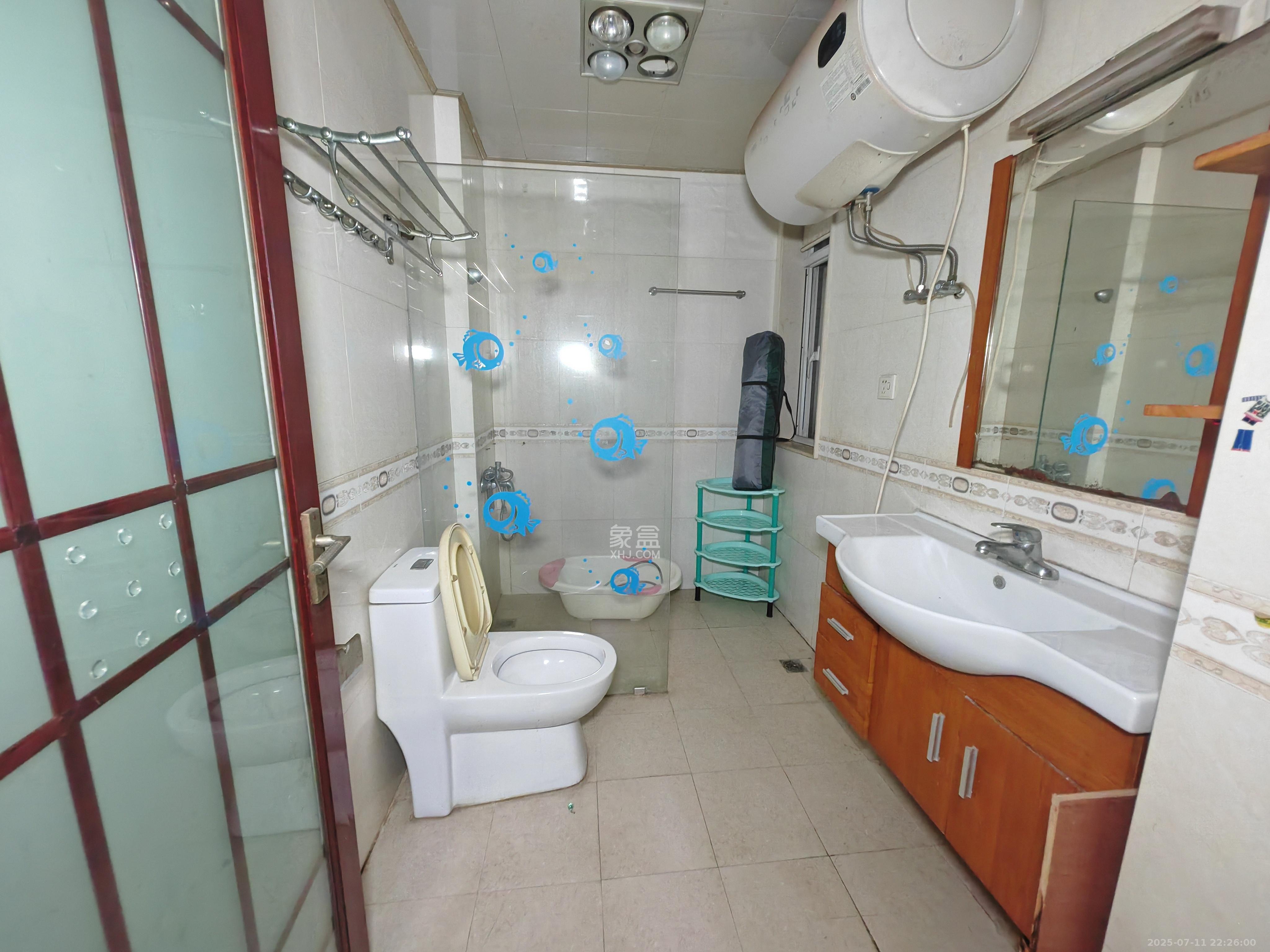 活力康城  3室2厅2卫    3200.0元/月室内图