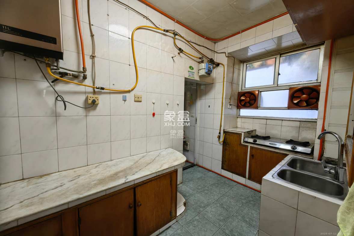 金沙园小区 3室2厅1卫 1600.0元/月 金沙园小区 3室2厅1卫 1600.0元/月室内图