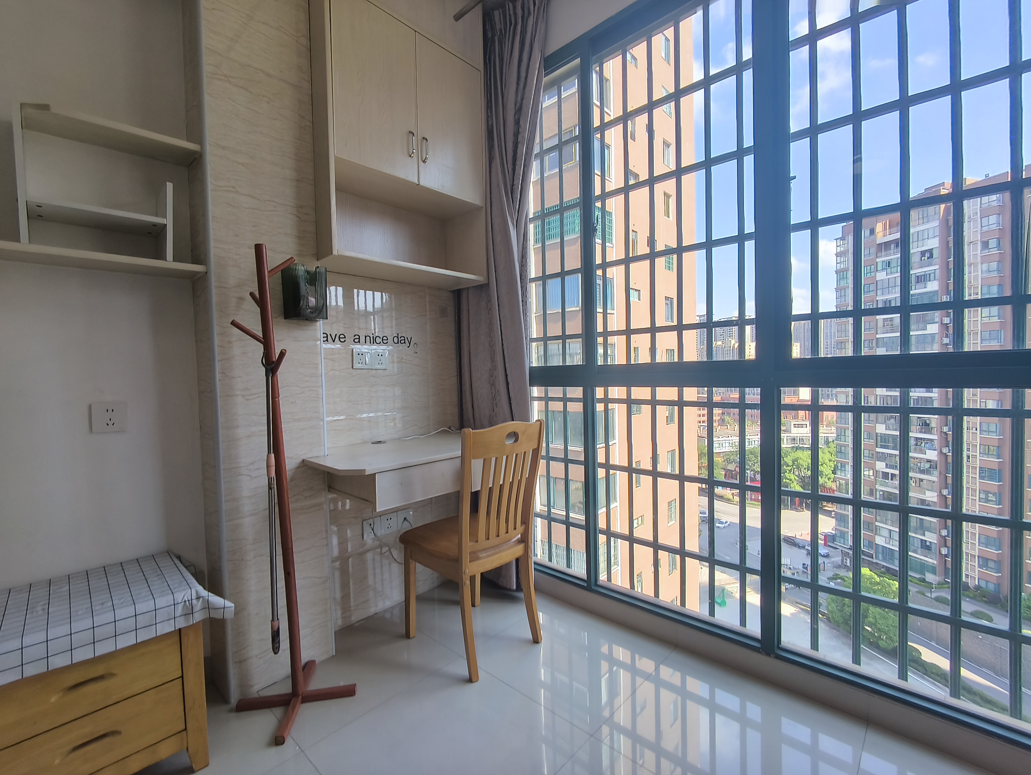 冠都现代城(冠都幸福彼岸) 1室1厅1卫 1100.0元/月 冠都现代城(冠都幸福彼岸) 1室1厅1卫 1100.0元/月室内图