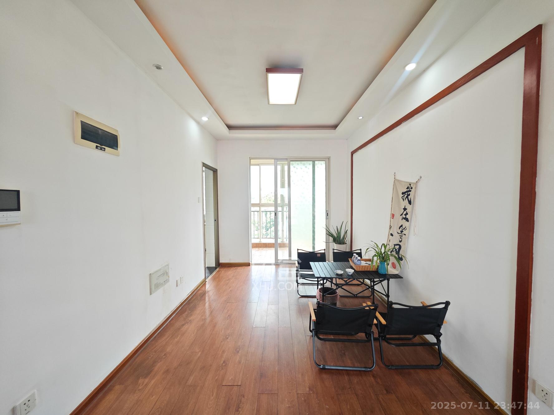 桃阳苑(省人大单位房) 3室2厅2卫 142.0万 桃阳苑(省人大单位房) 3室2厅2卫 142.0万其他