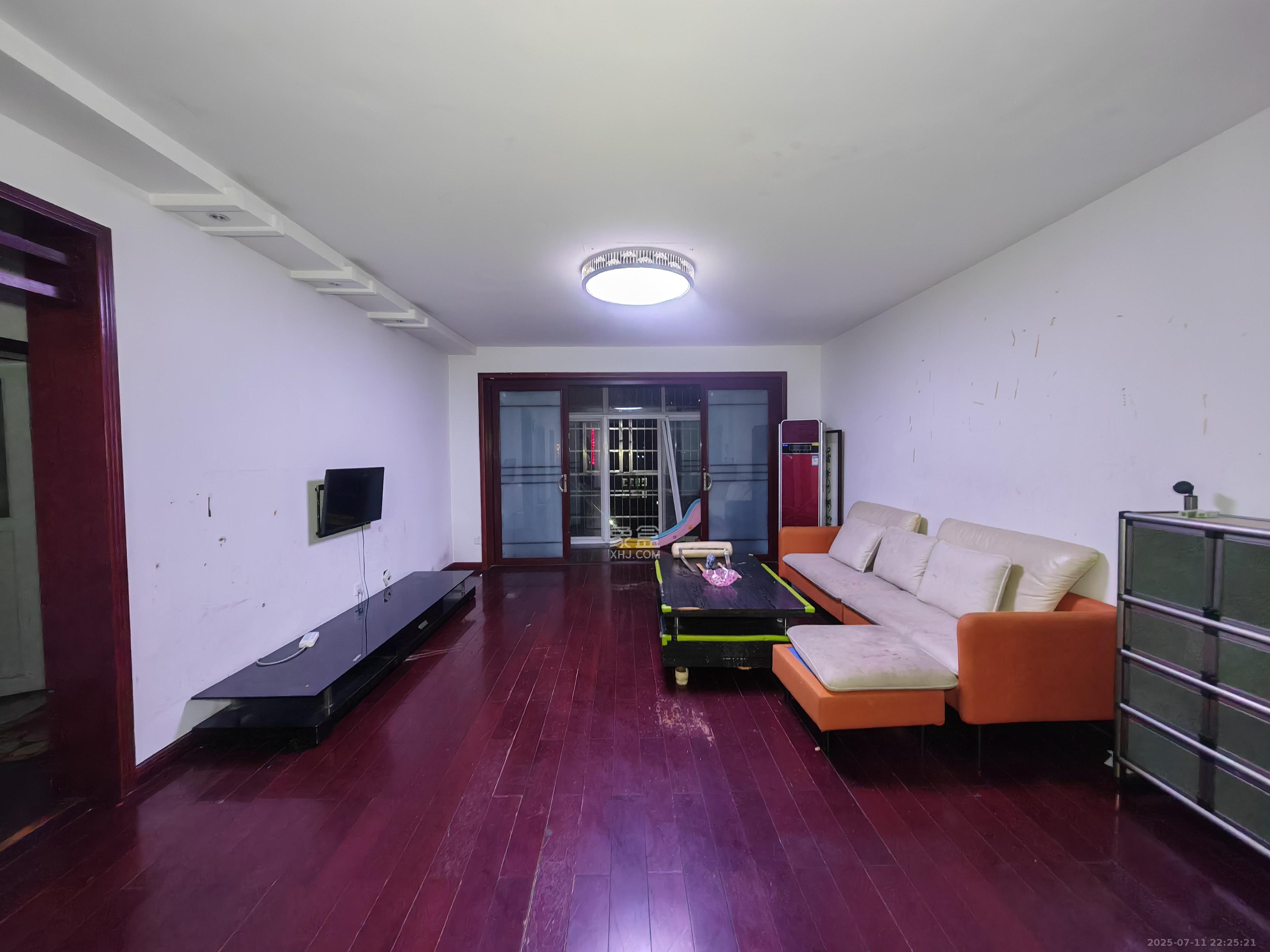 活力康城 3室2厅2卫 3200.0元/月 活力康城 3室2厅2卫 3200.0元/月室内图