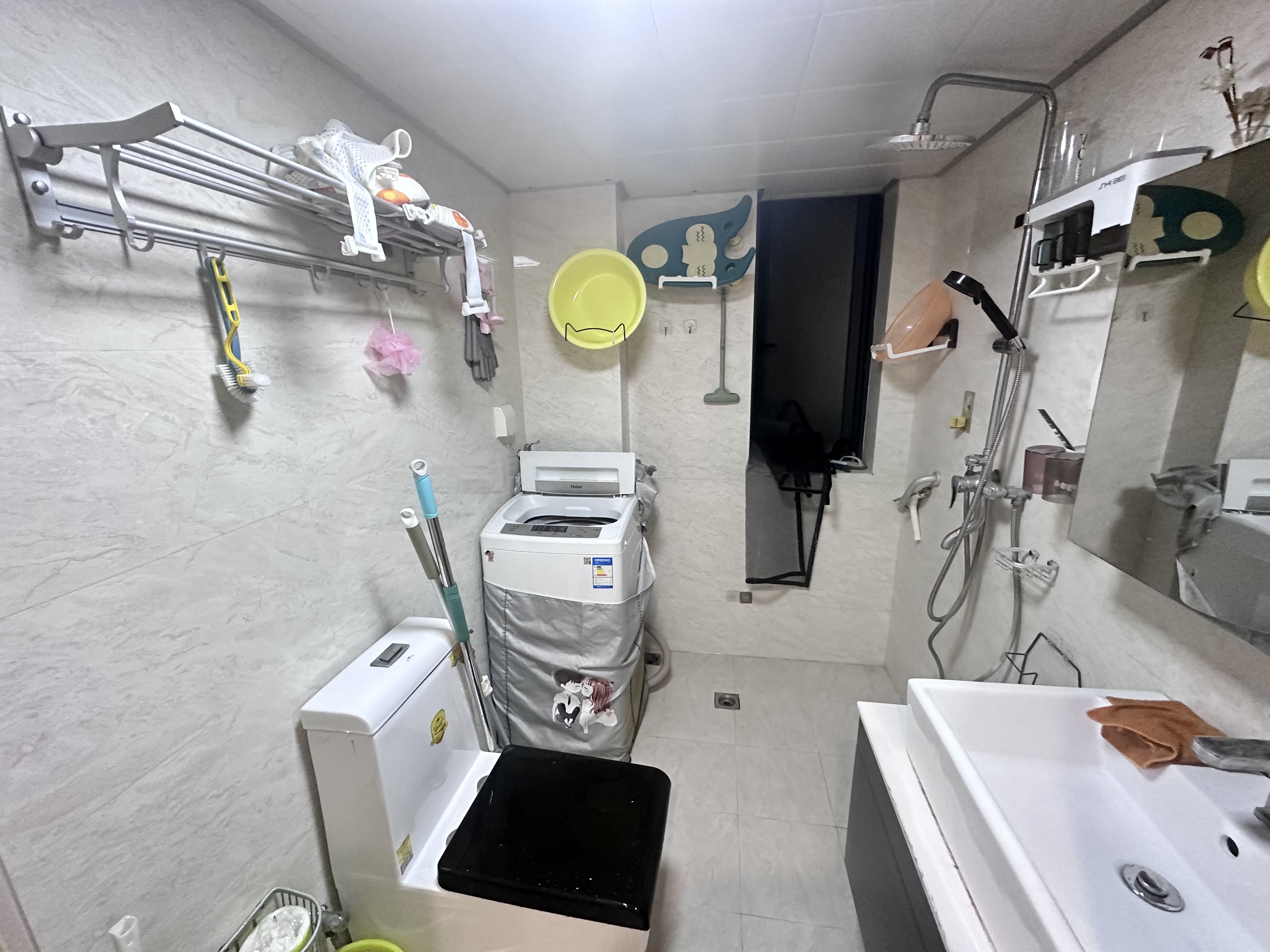 华天城小区  1室0厅0卫   1800.00元/月室内图