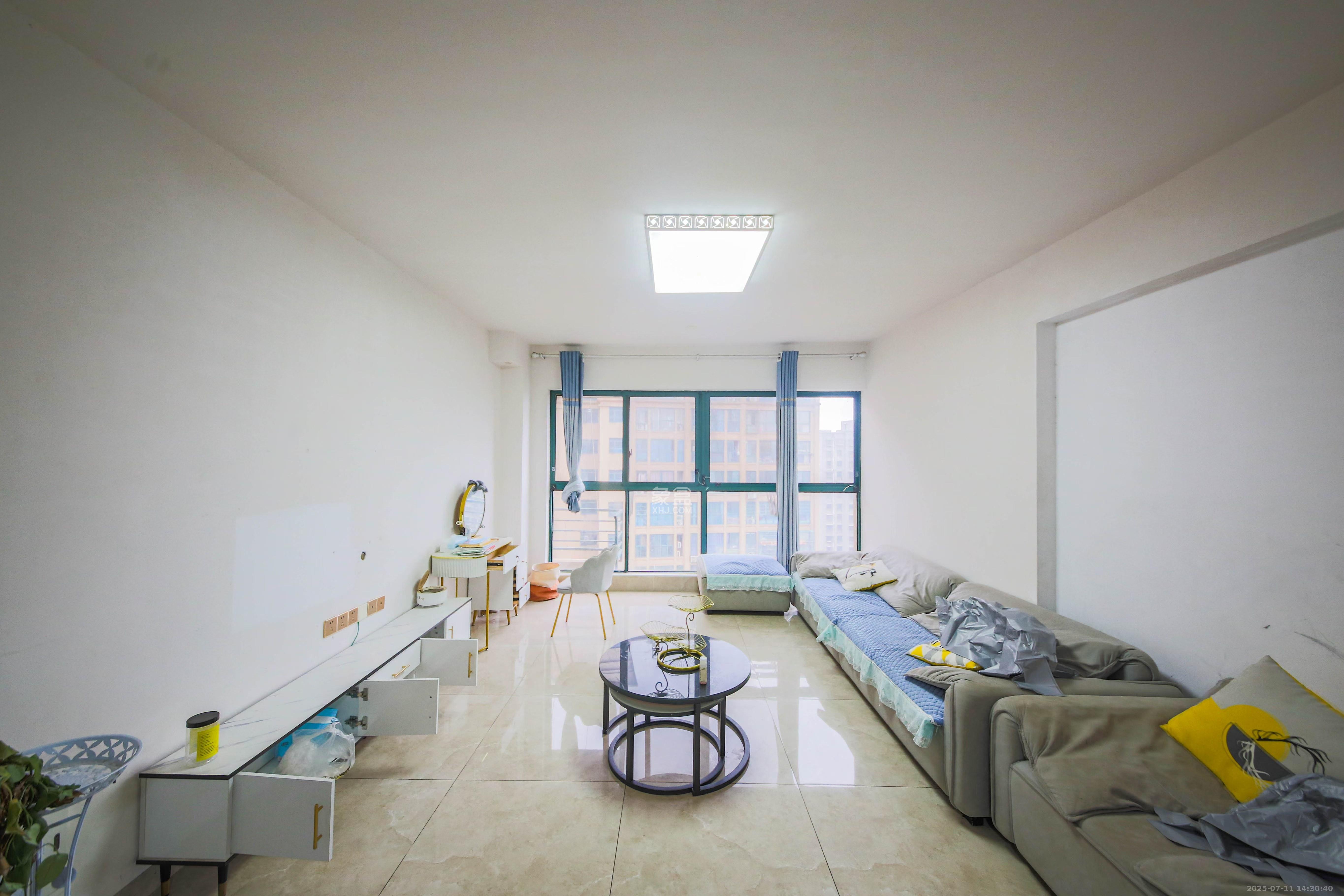 才子嘉都  3室2厅2卫    2400.0元/月 才子嘉都  3室2厅2卫    2400.0元/月室内图