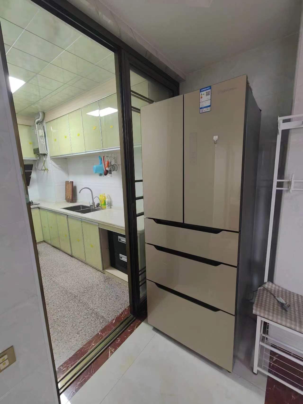 西子莲花  3室1厅1卫   2200.00元/月室内图