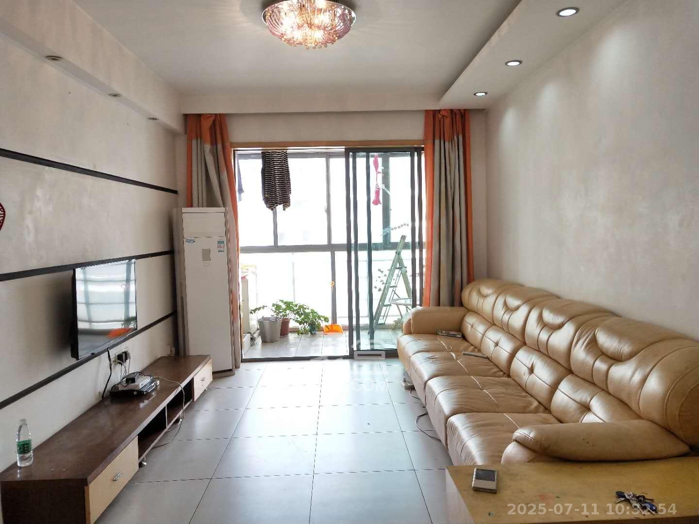 银港水晶城  2室2厅1卫   1900.00元/月