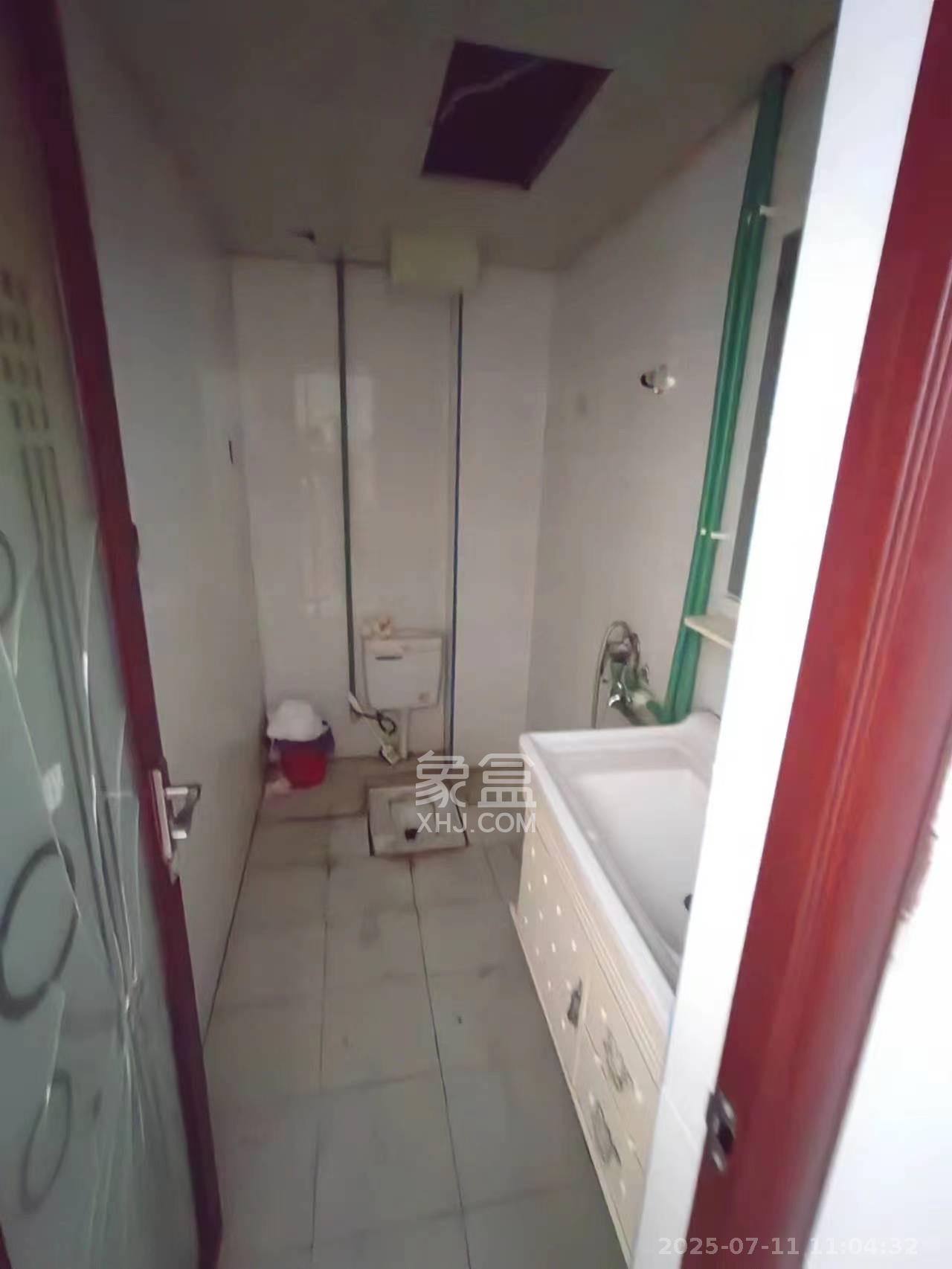 长宝1667 3室2厅2卫 4000.0元/月 长宝1667 3室2厅2卫 4000.0元/月室内图