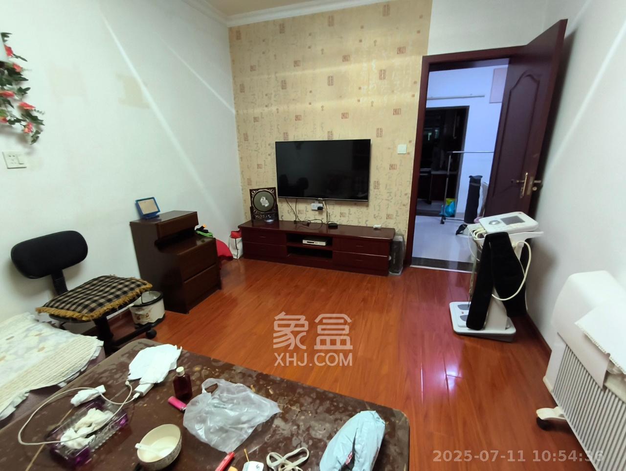 桂花二村  1室0厅0卫   1600.00元/月