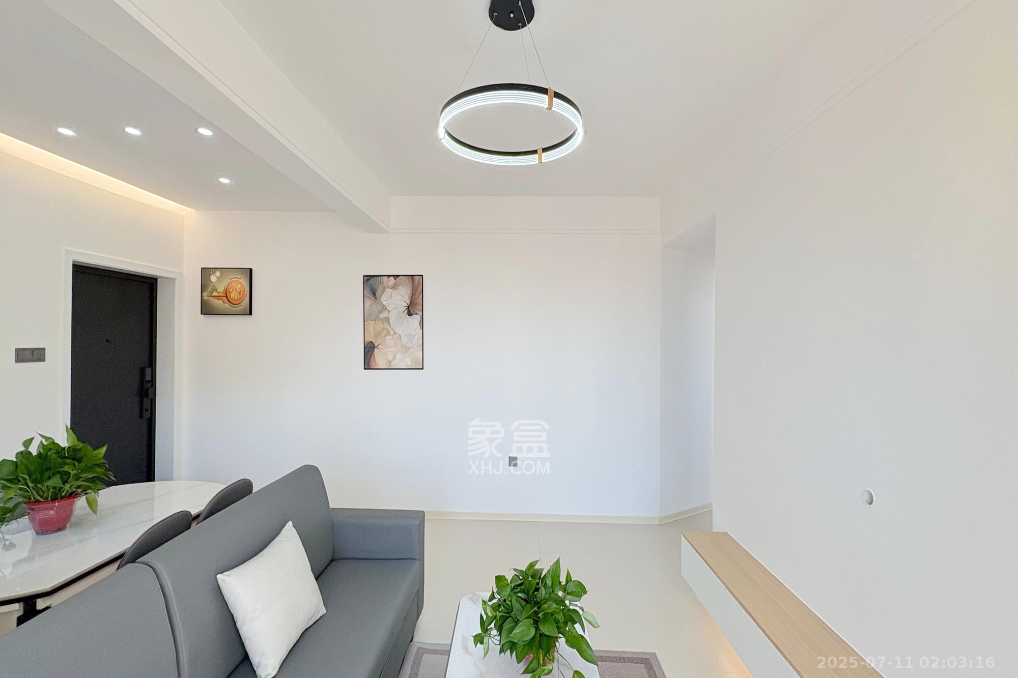 凯通国际城(凯通朝庭) 3室1厅1卫 68.0万 凯通国际城(凯通朝庭) 3室1厅1卫 68.0万客厅