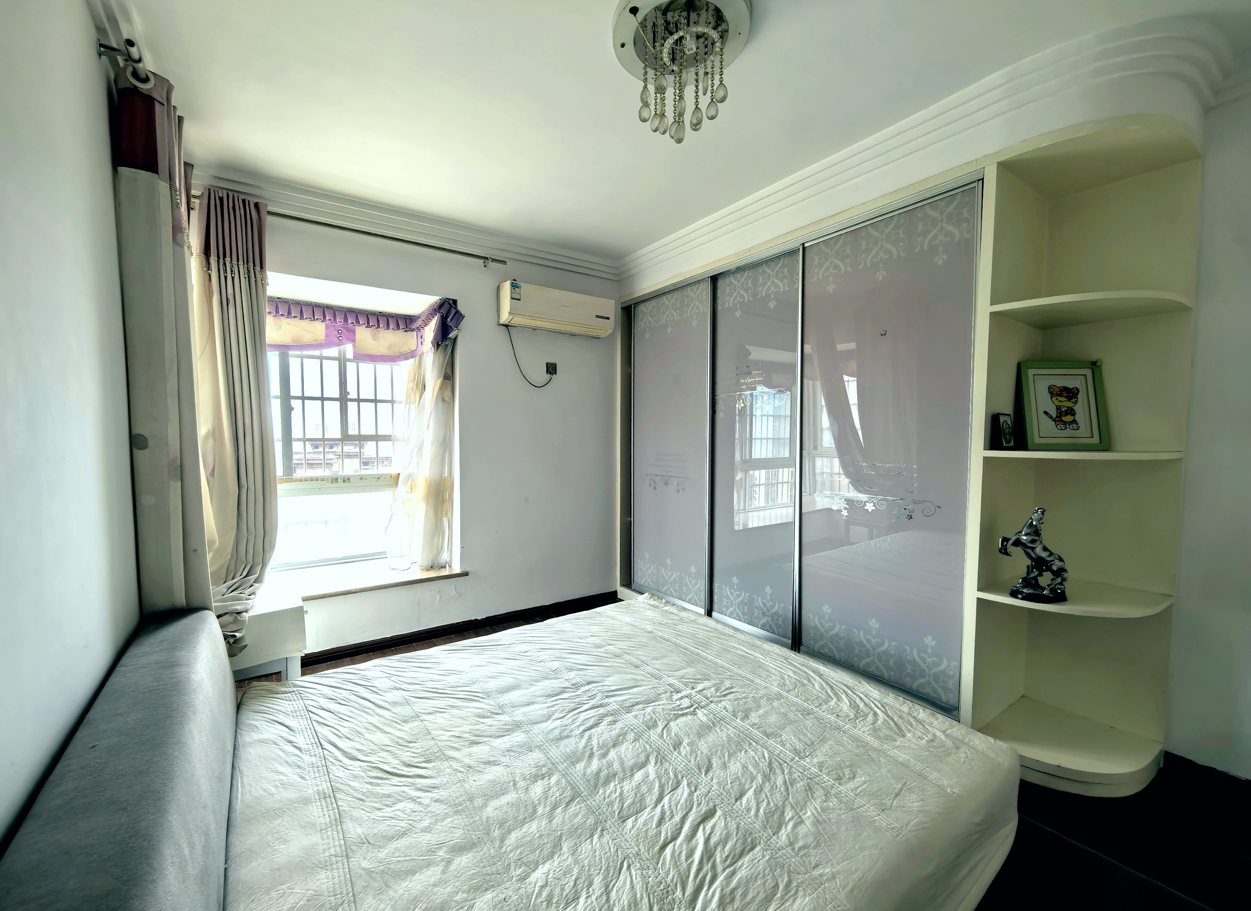 丹枫国际  3室2厅2卫    61.8万 丹枫国际  3室2厅2卫    61.8万客厅