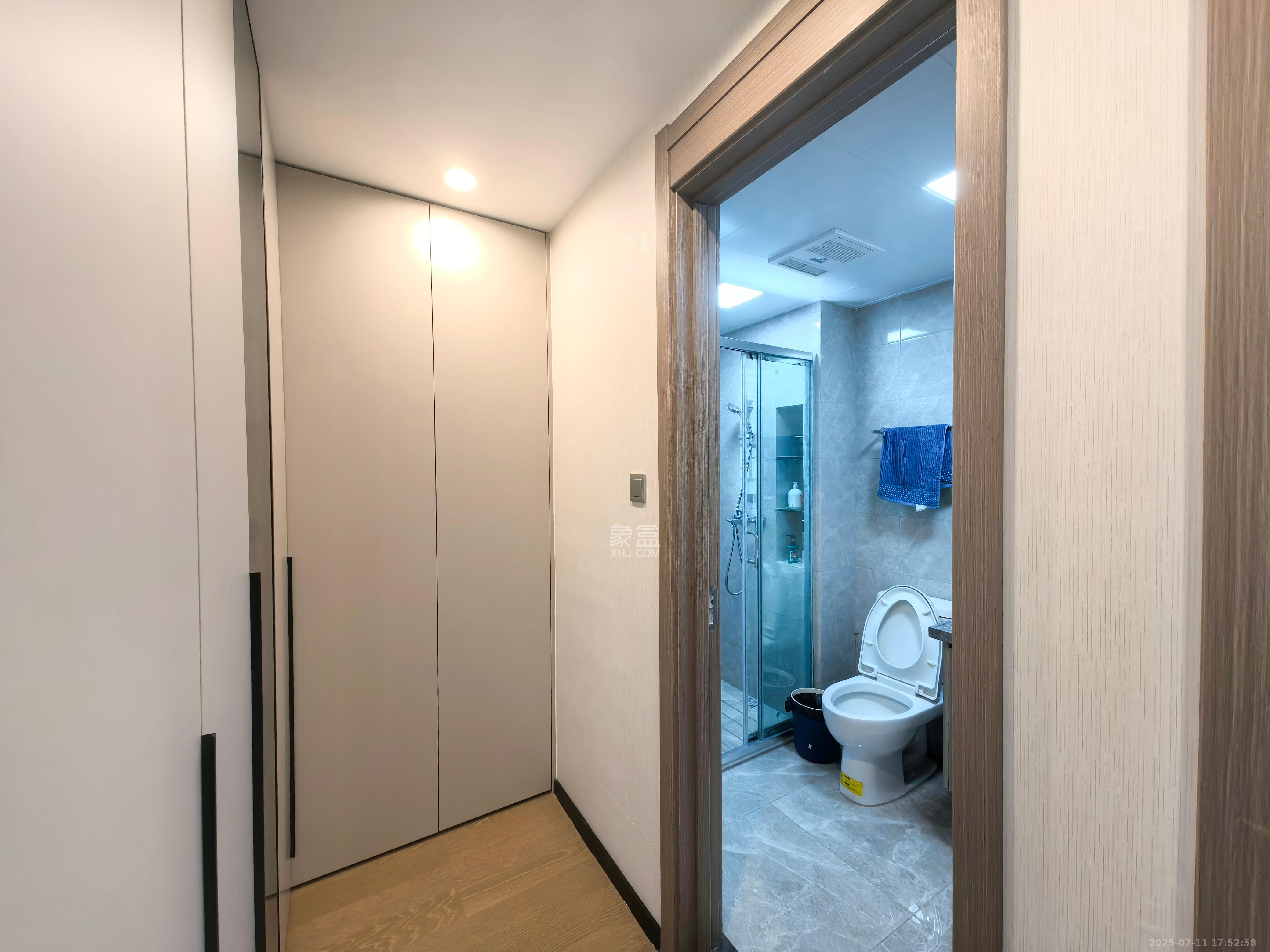 中海麓山境北区  3室2厅2卫   3200.00元/月室内图