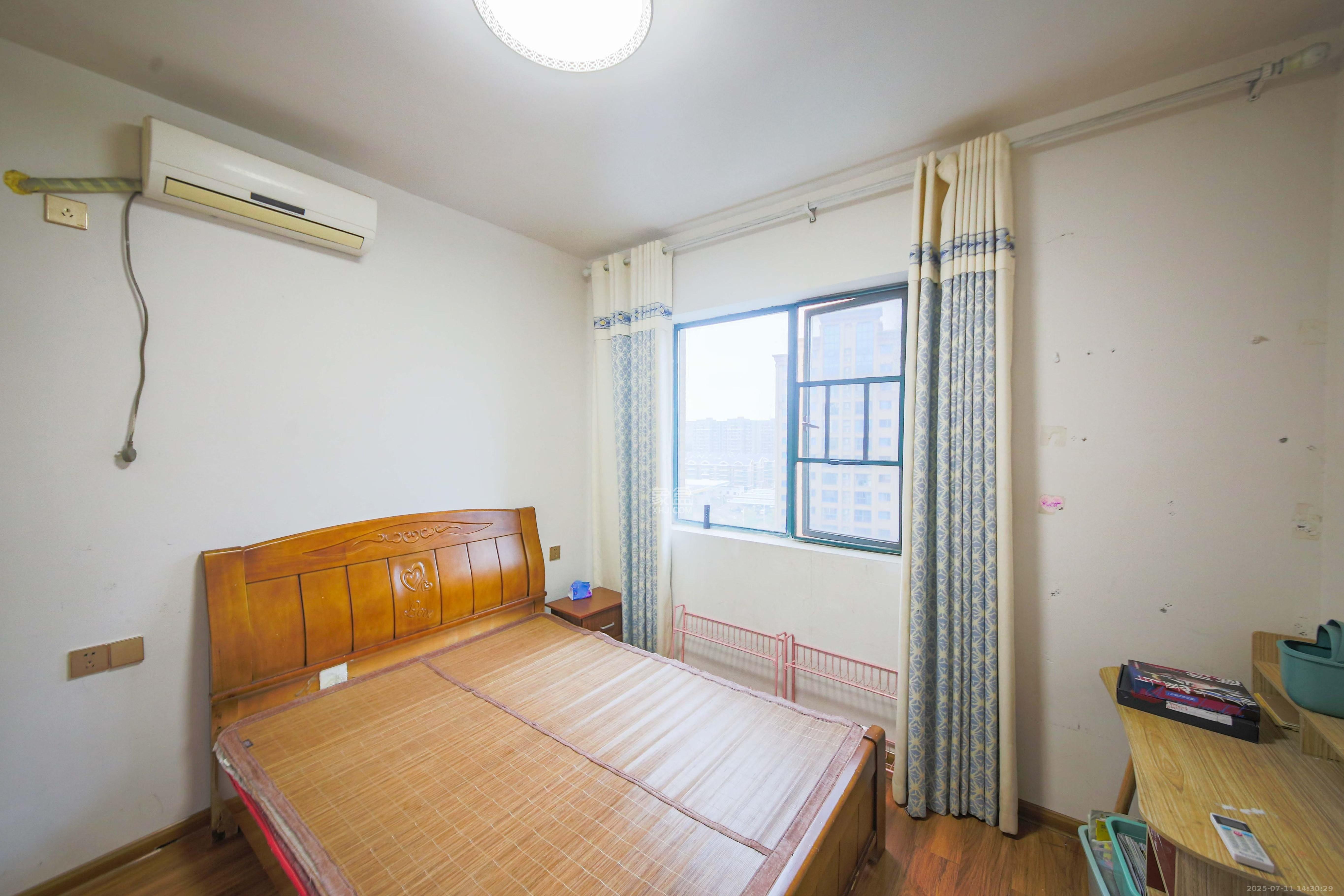 才子嘉都  3室2厅2卫   2400.00元/月室内图