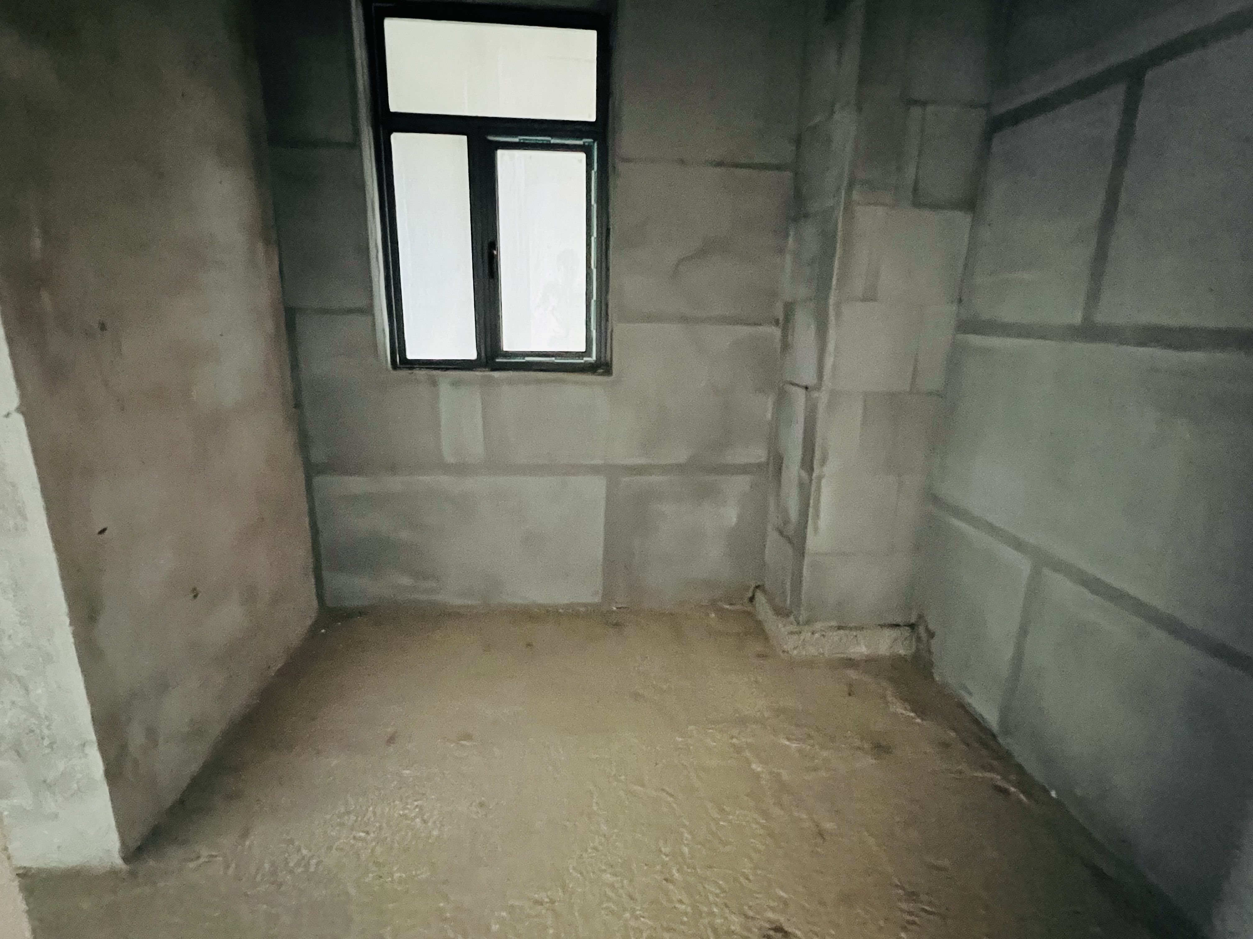 领御一方中心 3室2厅2卫 64.8万 领御一方中心 3室2厅2卫 64.8万客厅