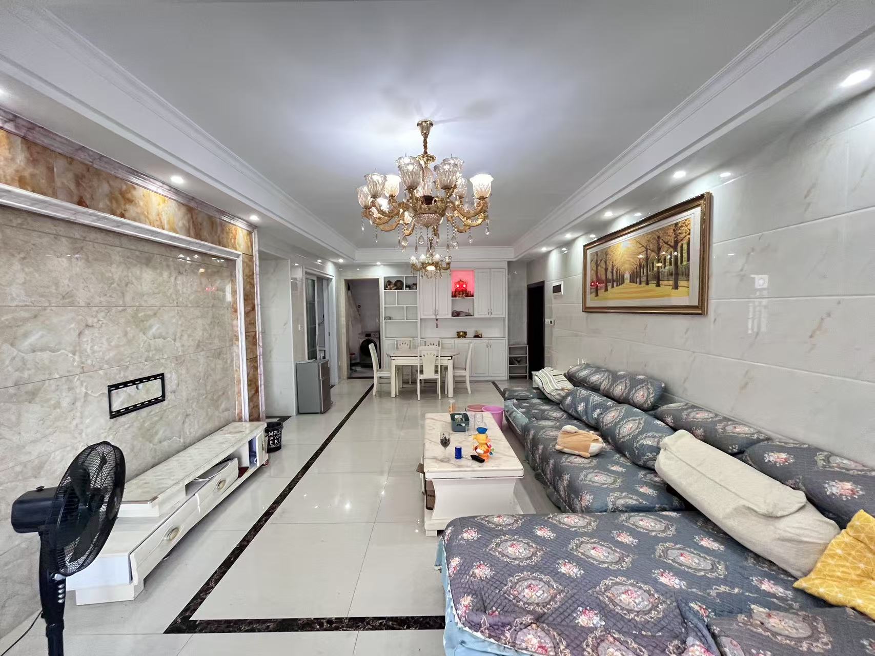 珠江愉景新城 3室0厅0卫 2000.0元/月 珠江愉景新城 3室0厅0卫 2000.0元/月室内图