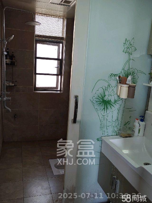 香樟兰亭(朗峰苑) 2室2厅2卫 2600.0元/月 香樟兰亭(朗峰苑) 2室2厅2卫 2600.0元/月室内图