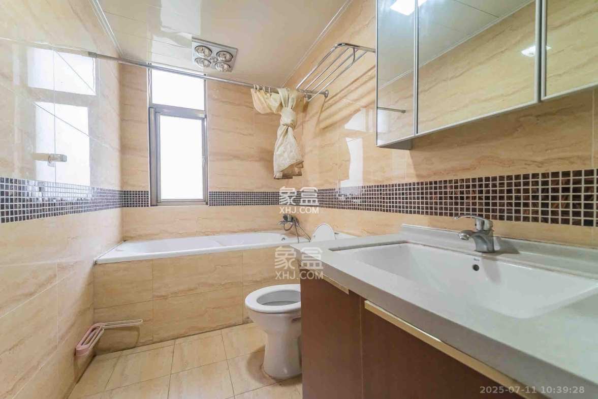 碧桂园威尼斯城 3室2厅2卫 2100.0元/月 碧桂园威尼斯城 3室2厅2卫 2100.0元/月室内图