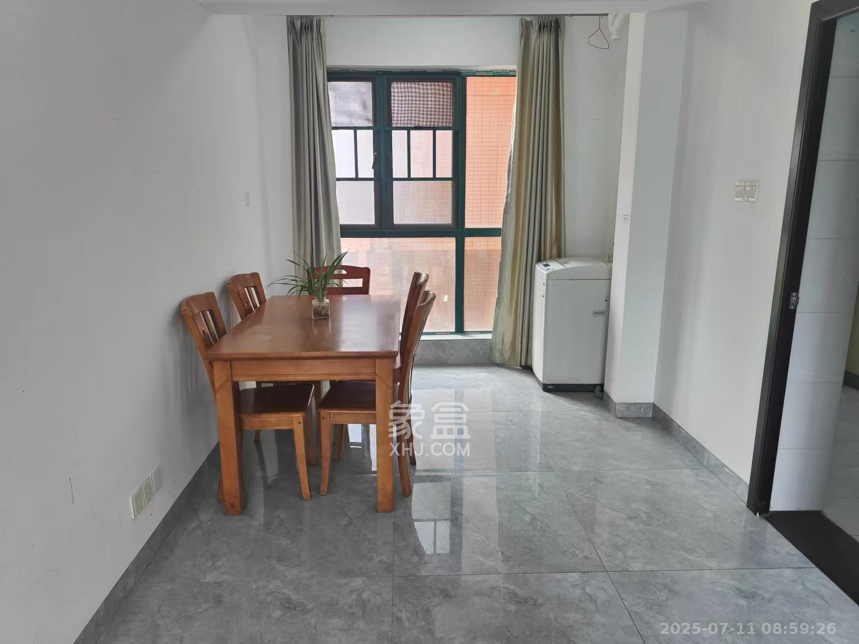 博长山水香颐  4室2厅2卫    2000.0元/月室内图