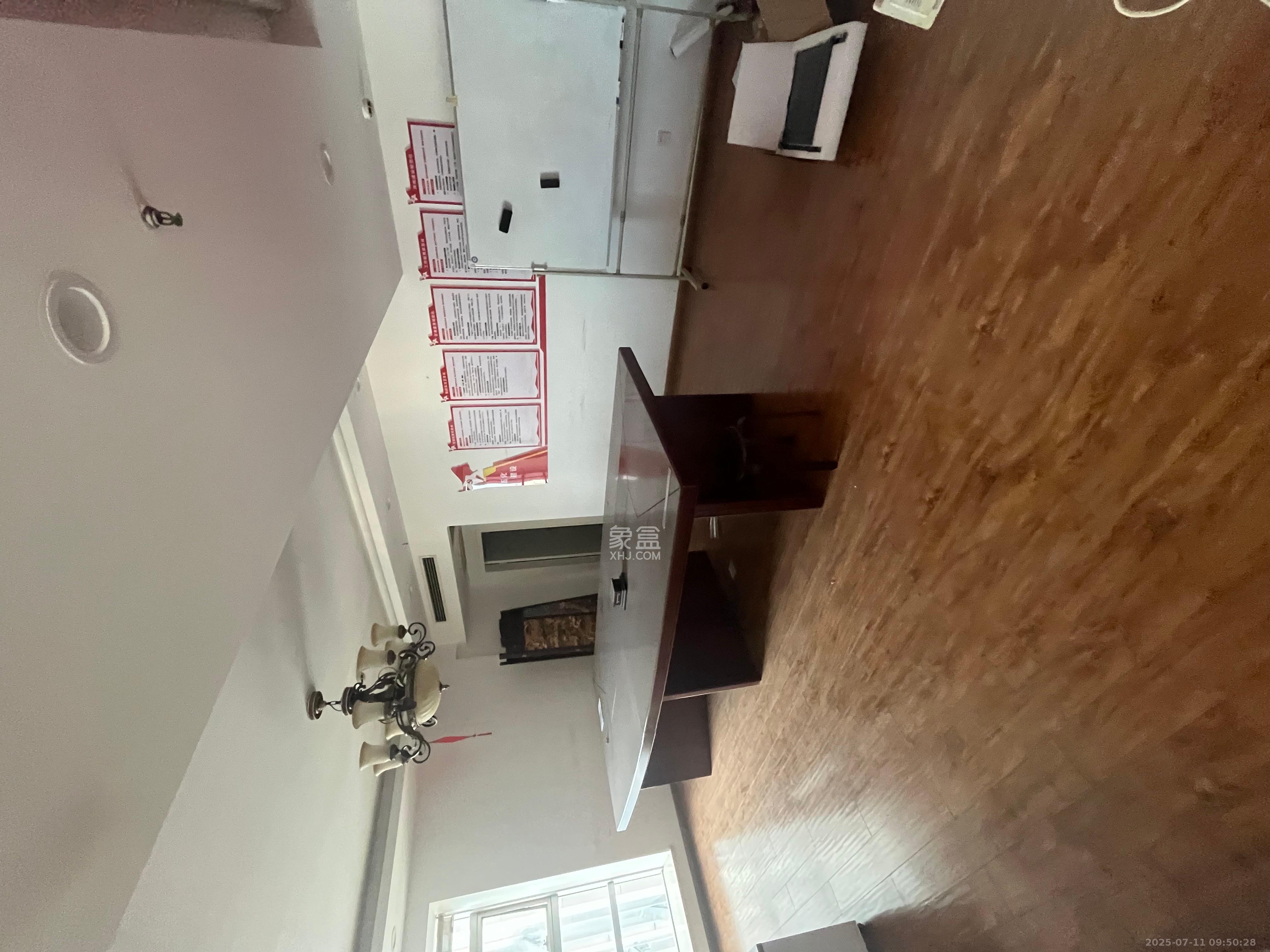 明城国际 1室1厅1卫 2400.0元/月 明城国际 1室1厅1卫 2400.0元/月室内图