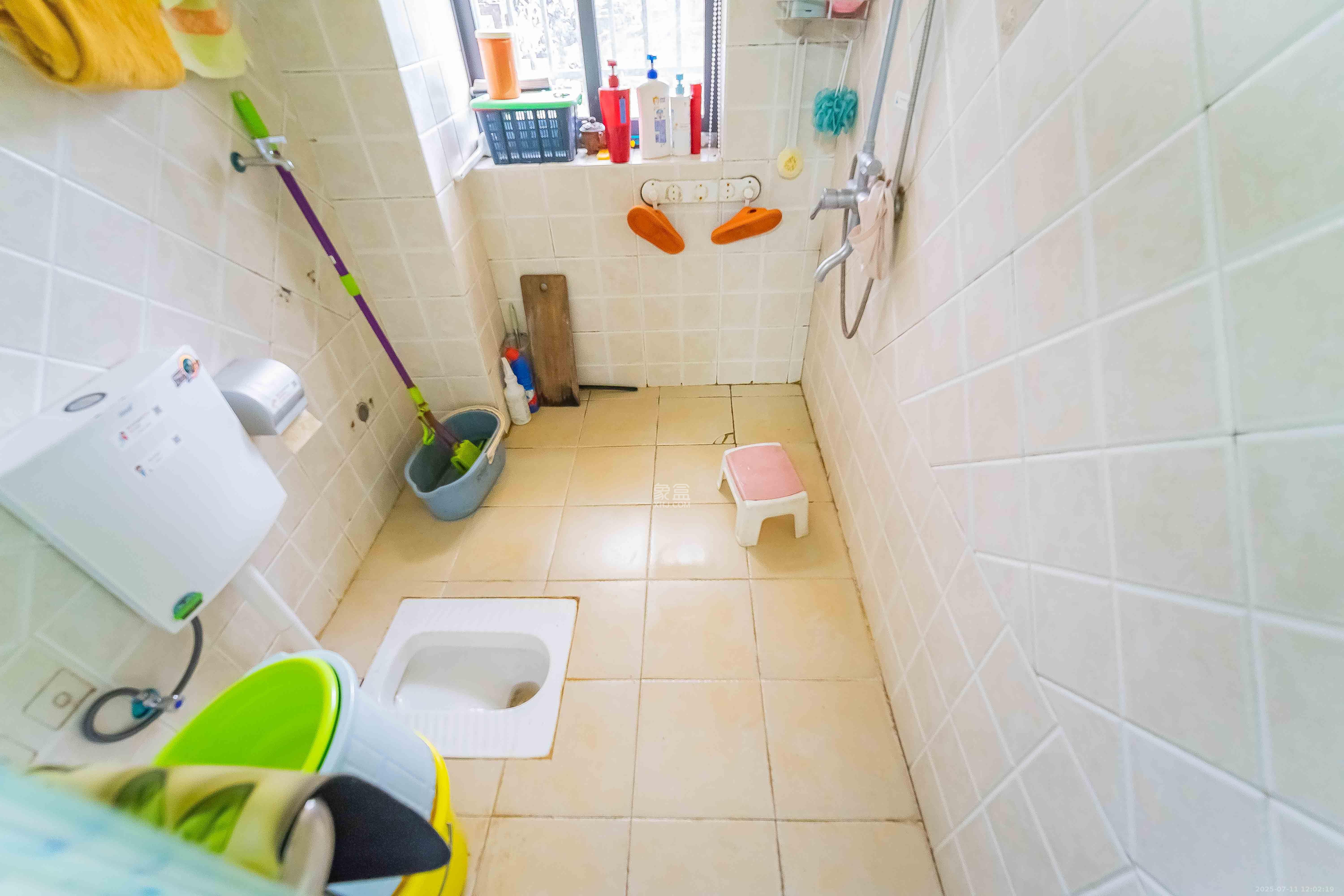 仁和雨花家园 4室2厅2卫 3500.0元/月 仁和雨花家园 4室2厅2卫 3500.0元/月室内图